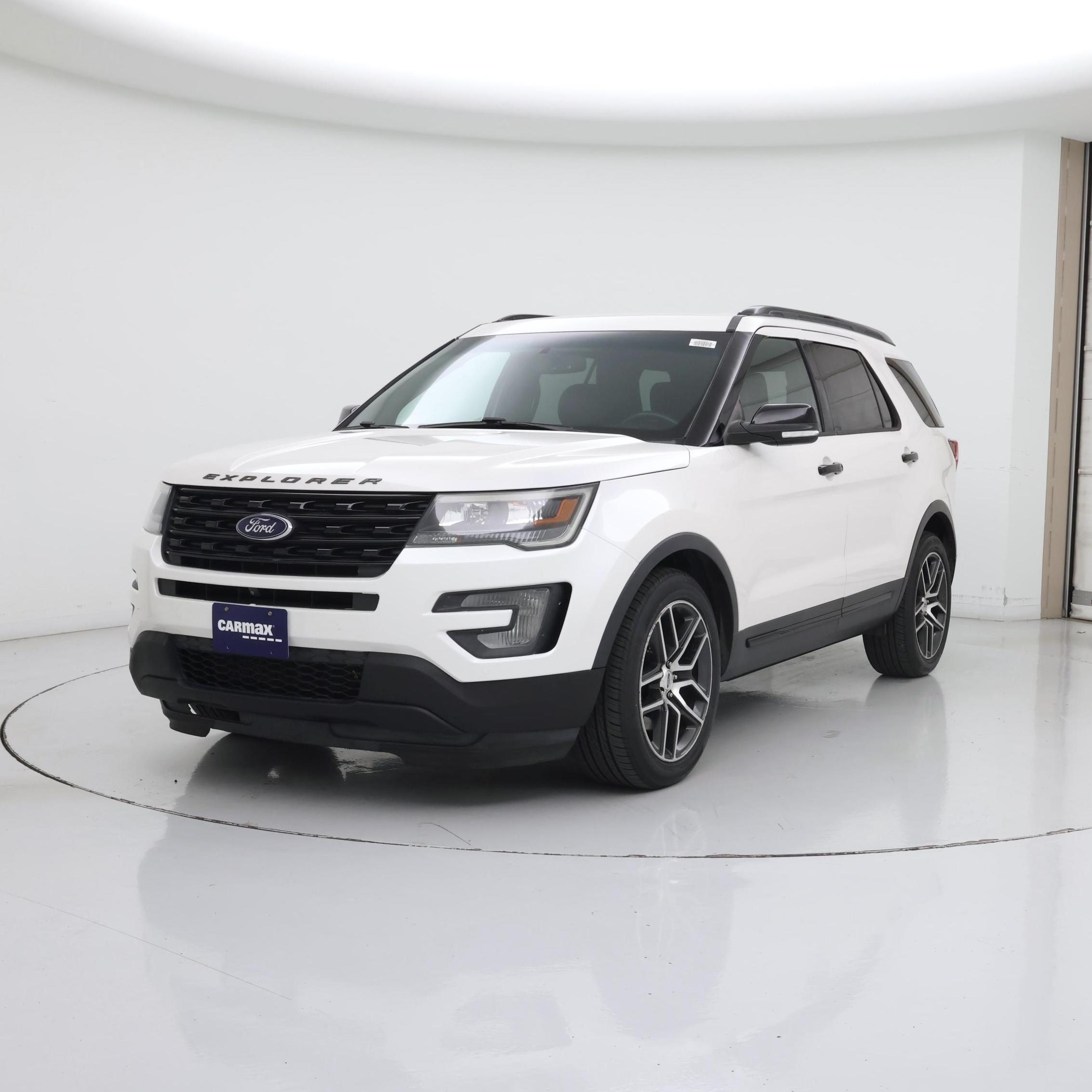 Thumbnail: 2017 Ford Explorer - 4