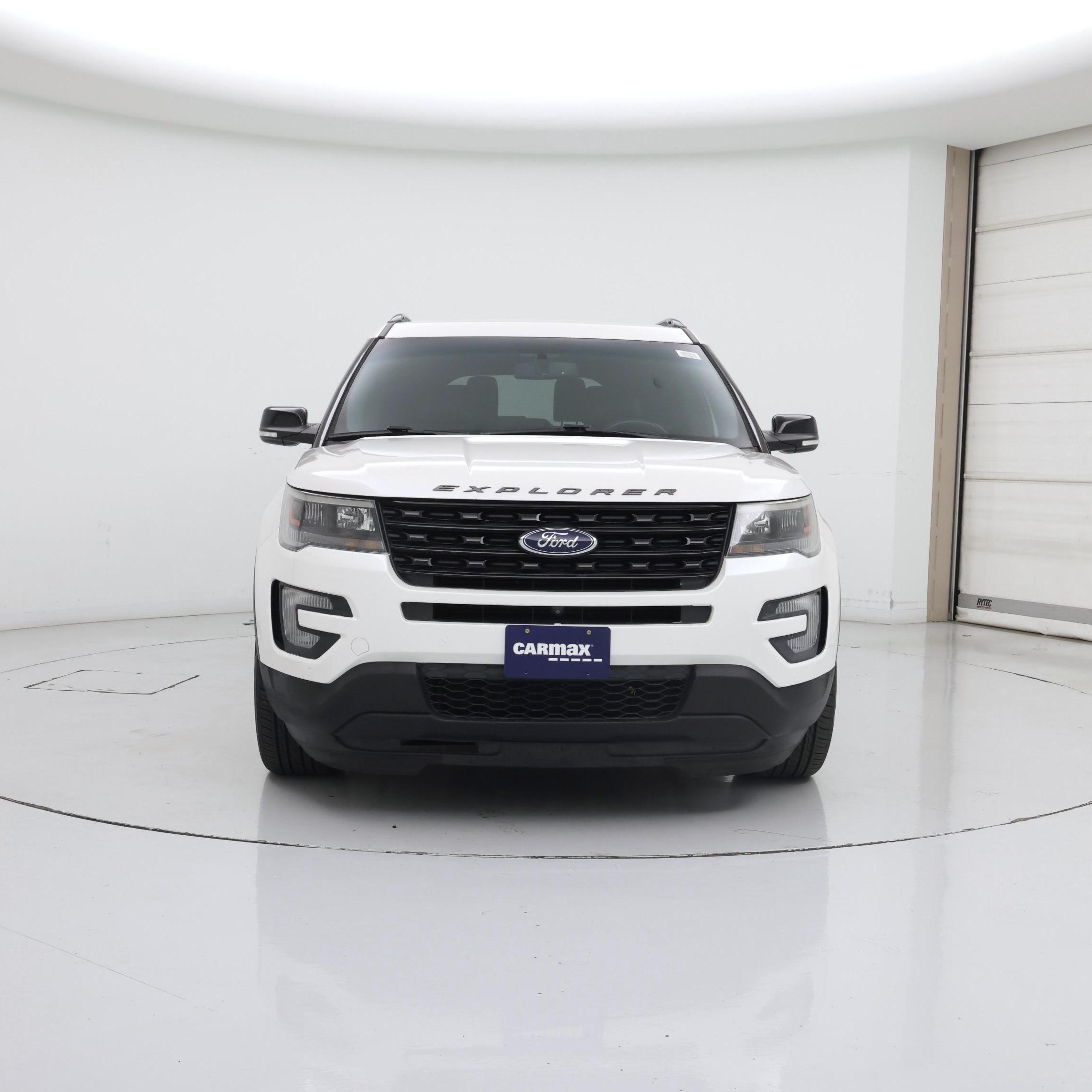 Thumbnail: 2017 Ford Explorer - 5