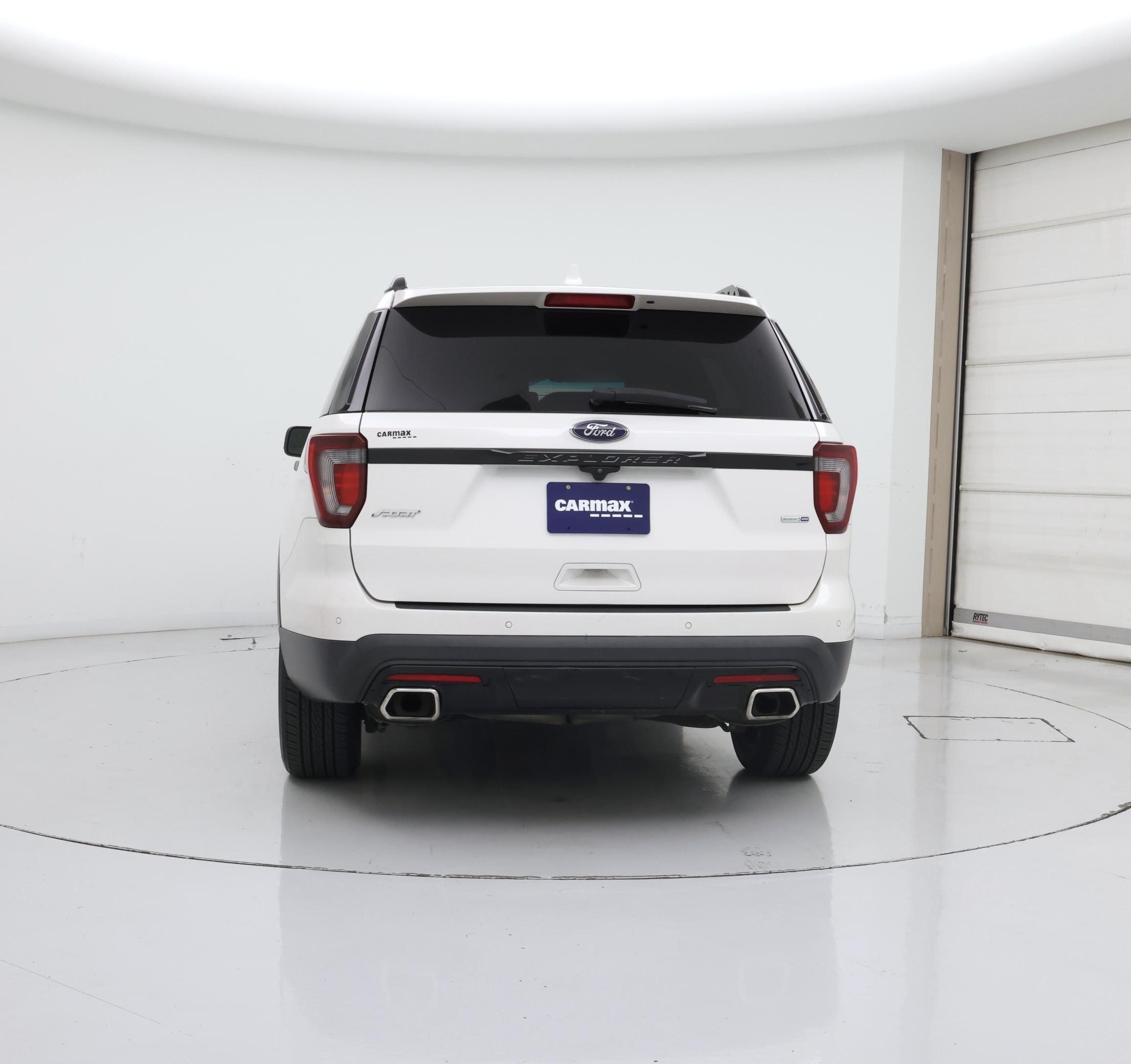 Thumbnail: 2017 Ford Explorer - 6