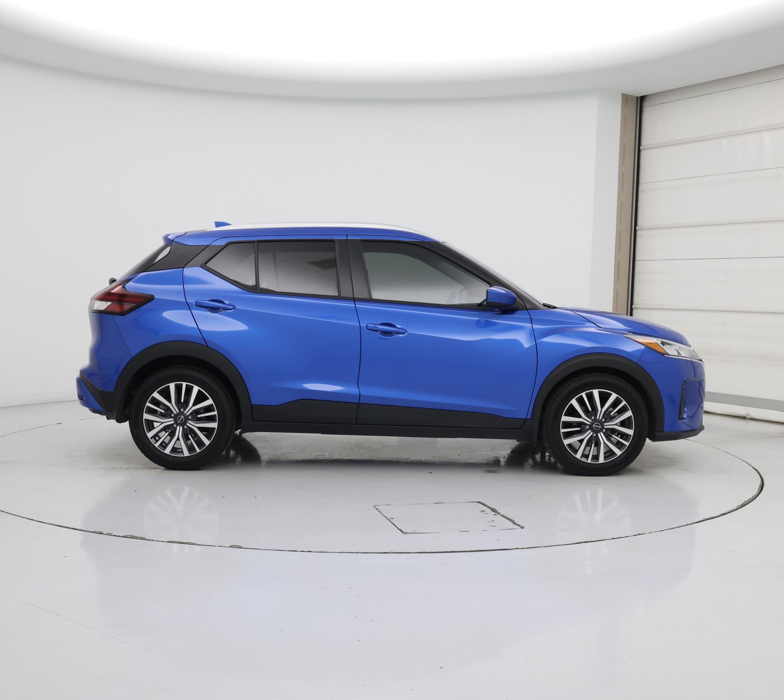 Thumbnail: 2022 Nissan Kicks - 7