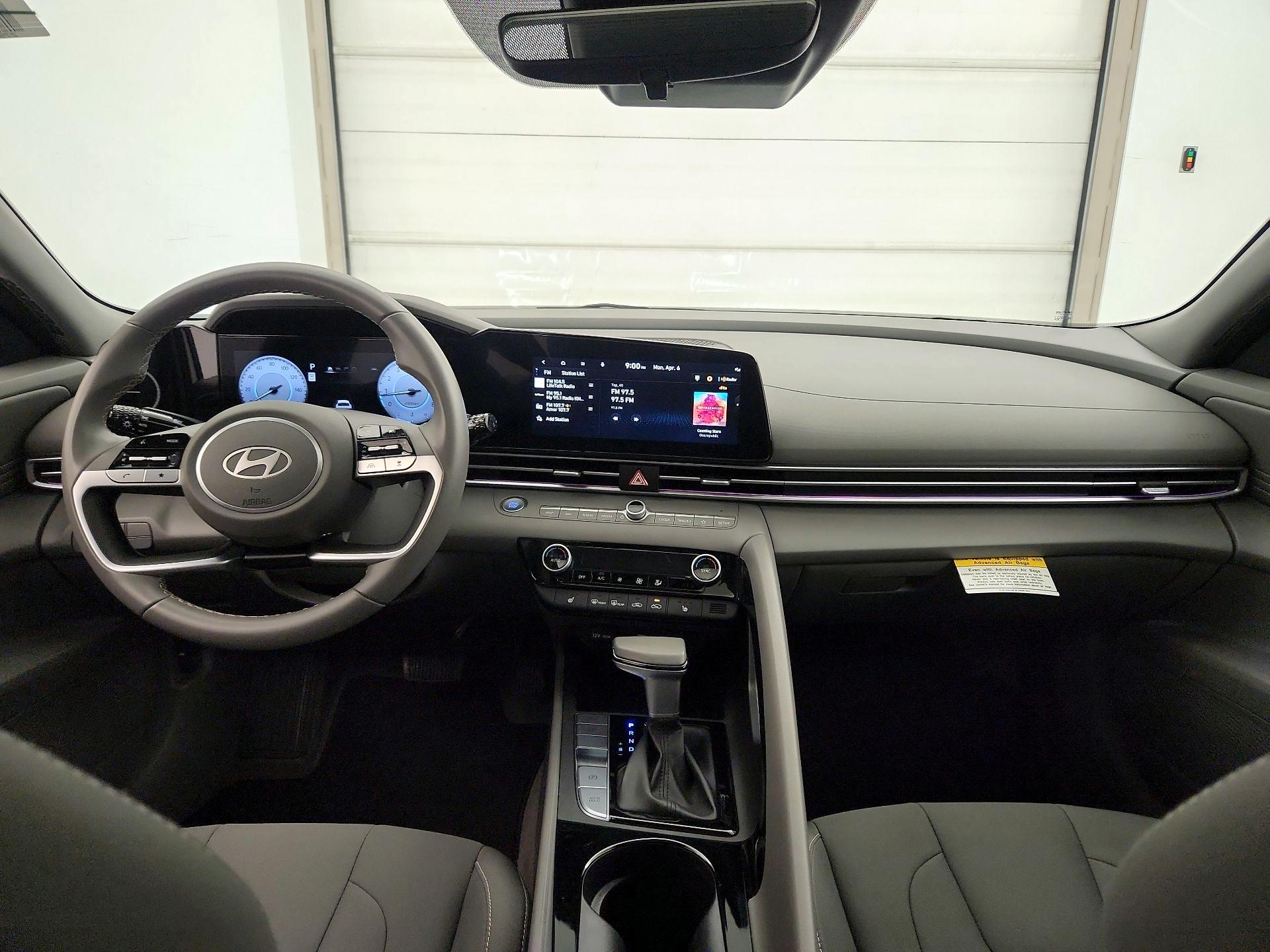 Thumbnail: 2024 Hyundai Elantra - 9