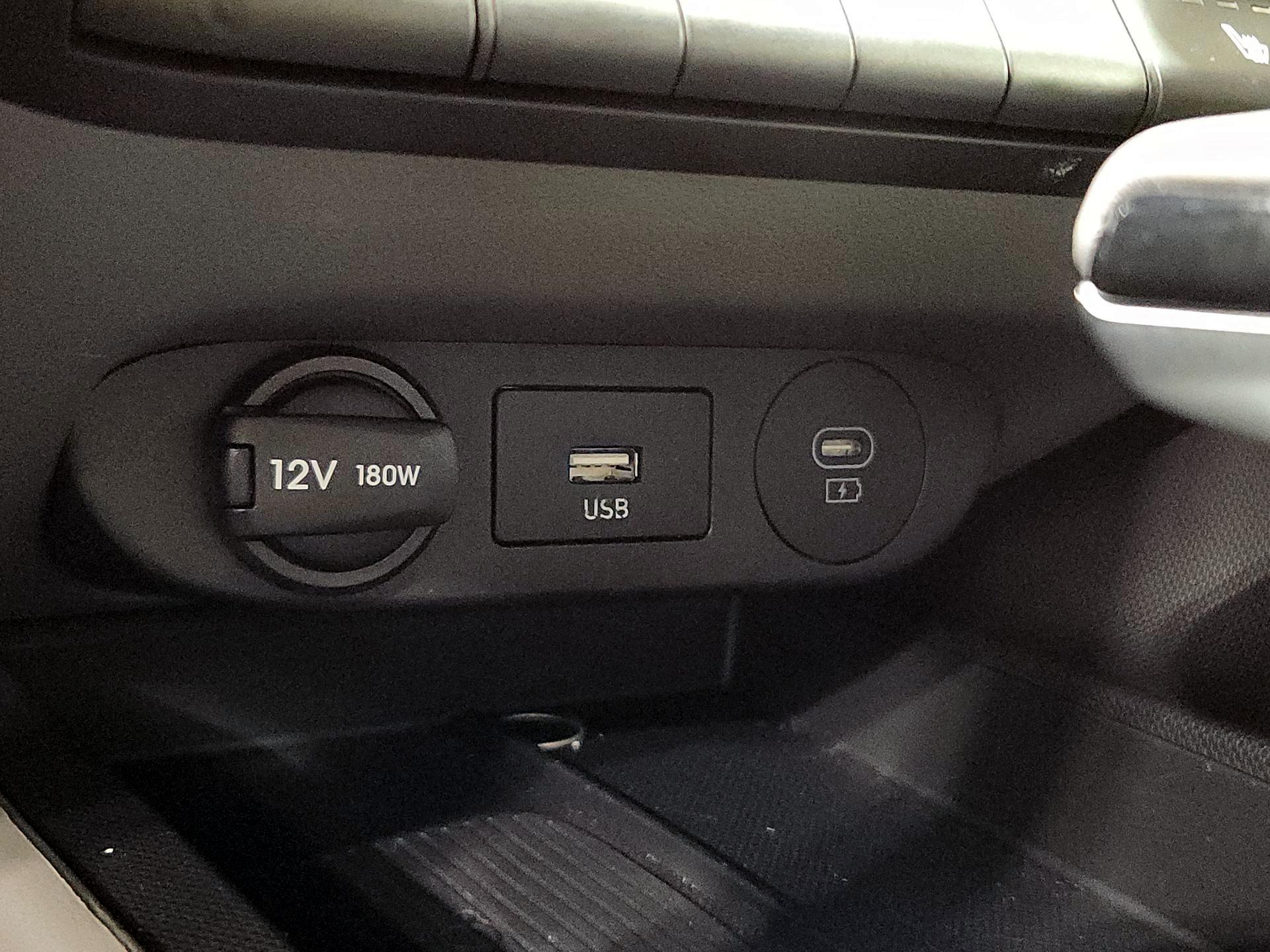 Thumbnail: 2024 Hyundai Elantra - 19