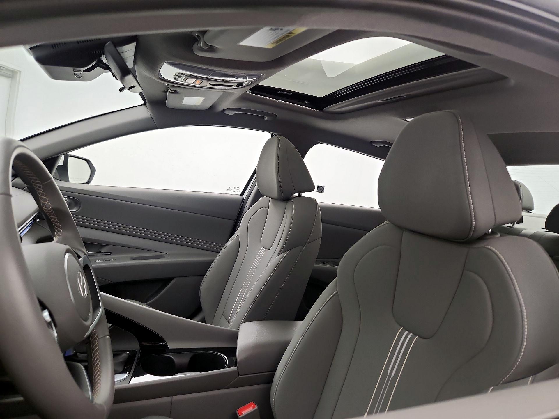 Thumbnail: 2024 Hyundai Elantra - 20