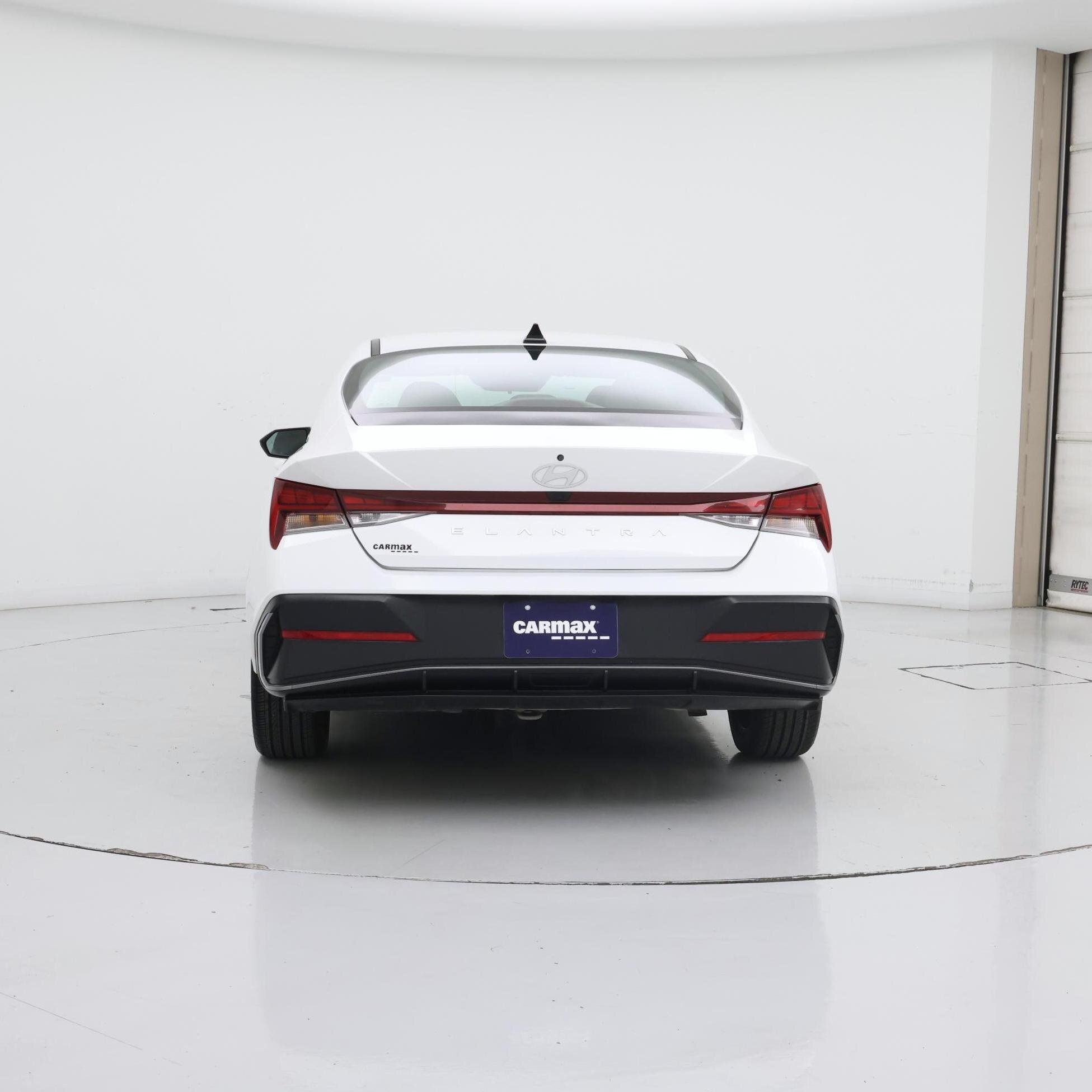 Thumbnail: 2024 Hyundai Elantra - 6