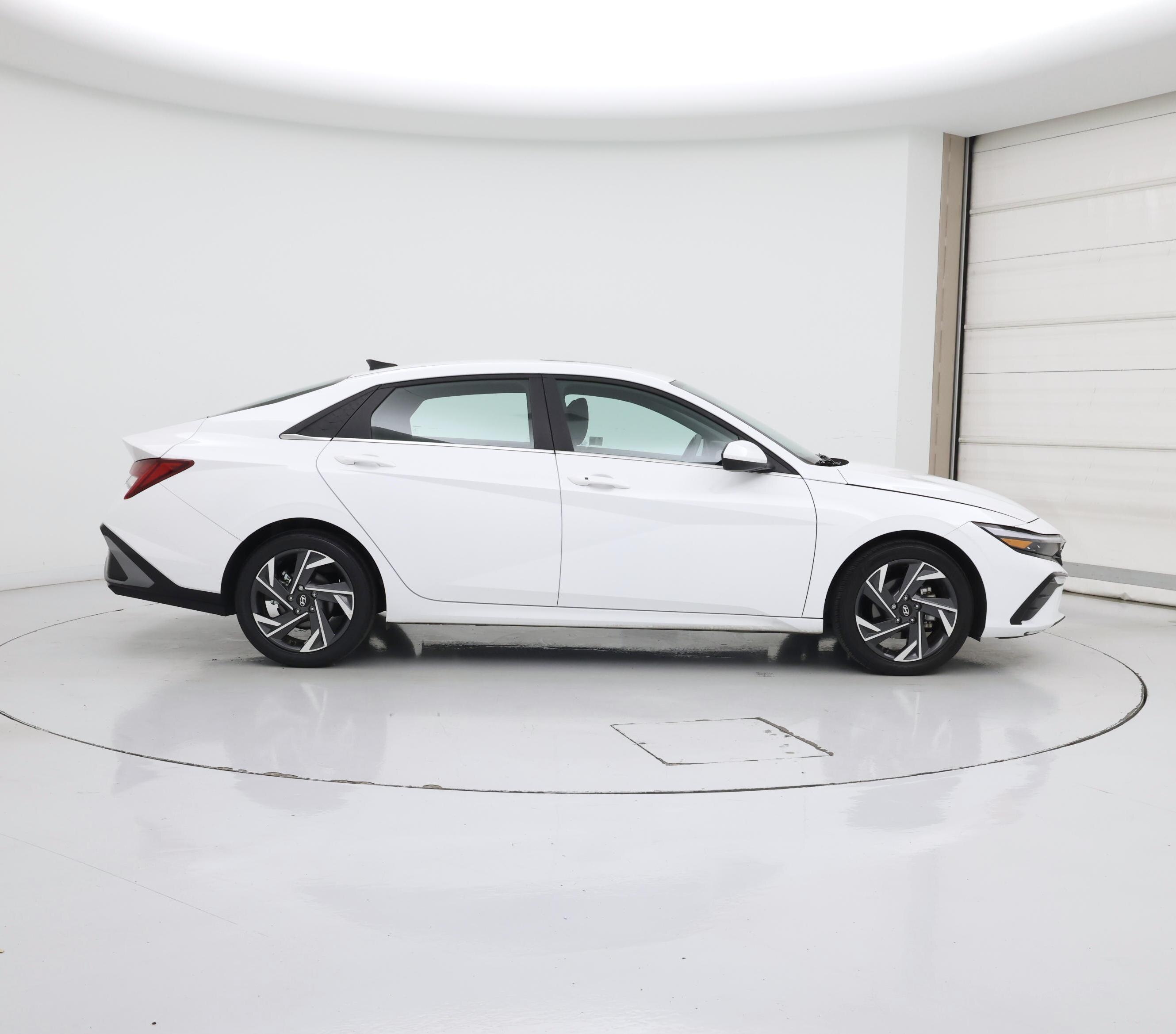 Thumbnail: 2024 Hyundai Elantra - 7