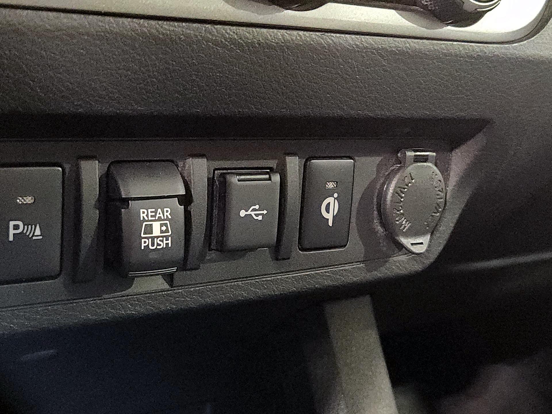 Thumbnail: 2022 Toyota Tacoma - 18