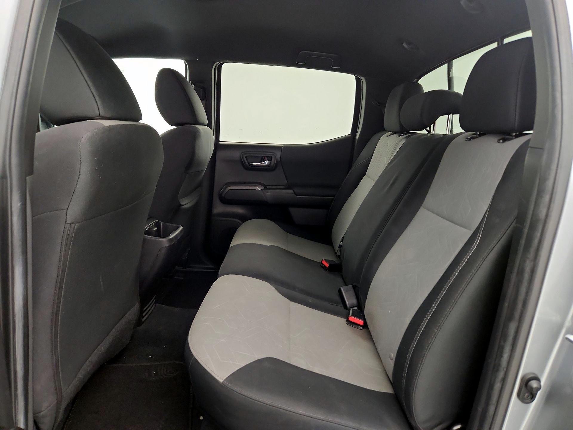 Thumbnail: 2022 Toyota Tacoma - 19