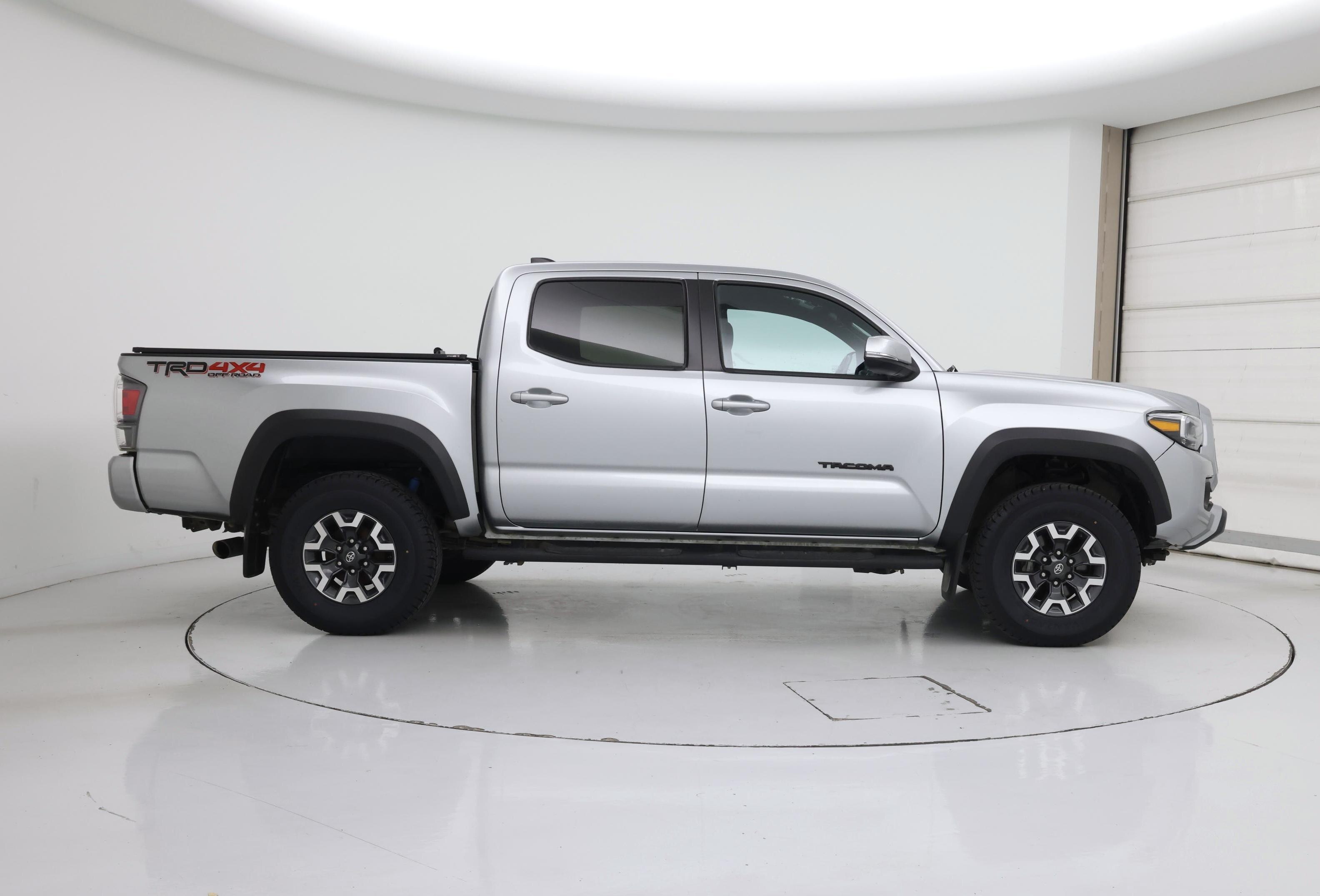 Thumbnail: 2022 Toyota Tacoma - 7