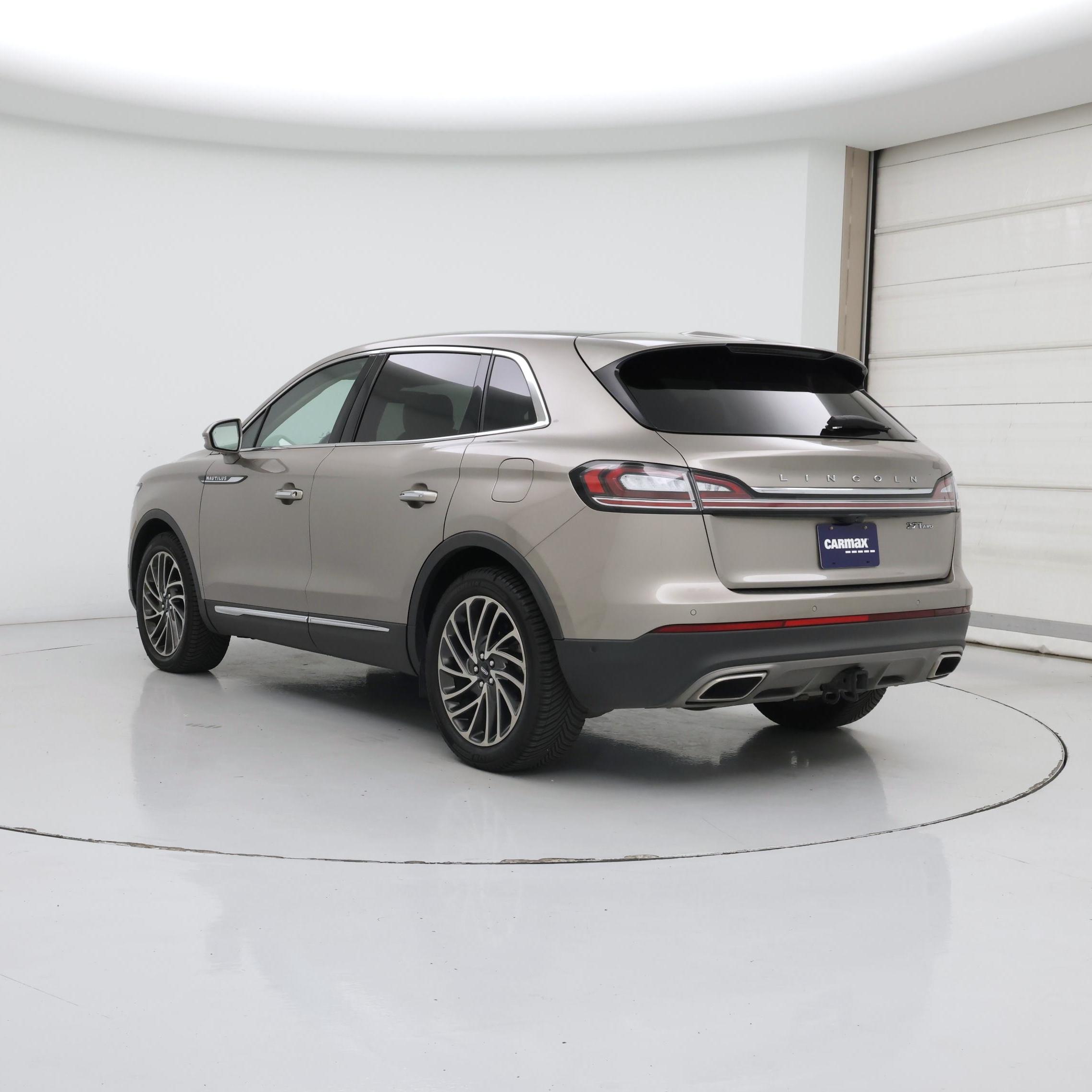 Thumbnail: 2020 Lincoln Nautilus - 2