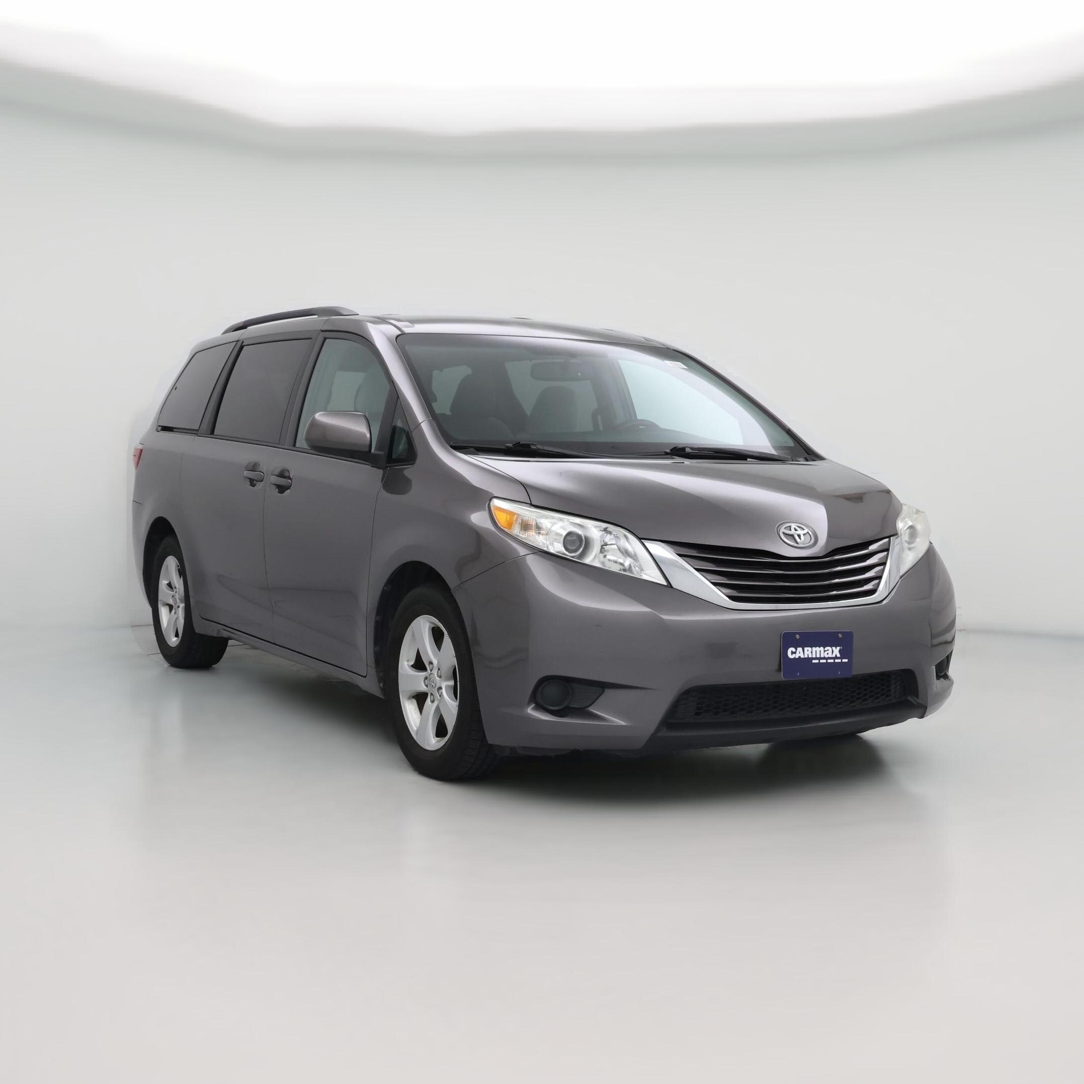 Thumbnail: 2017 Toyota Sienna - 1