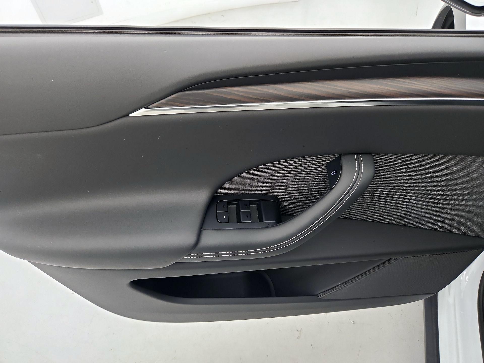 Thumbnail: 2024 Tesla Model X - 12