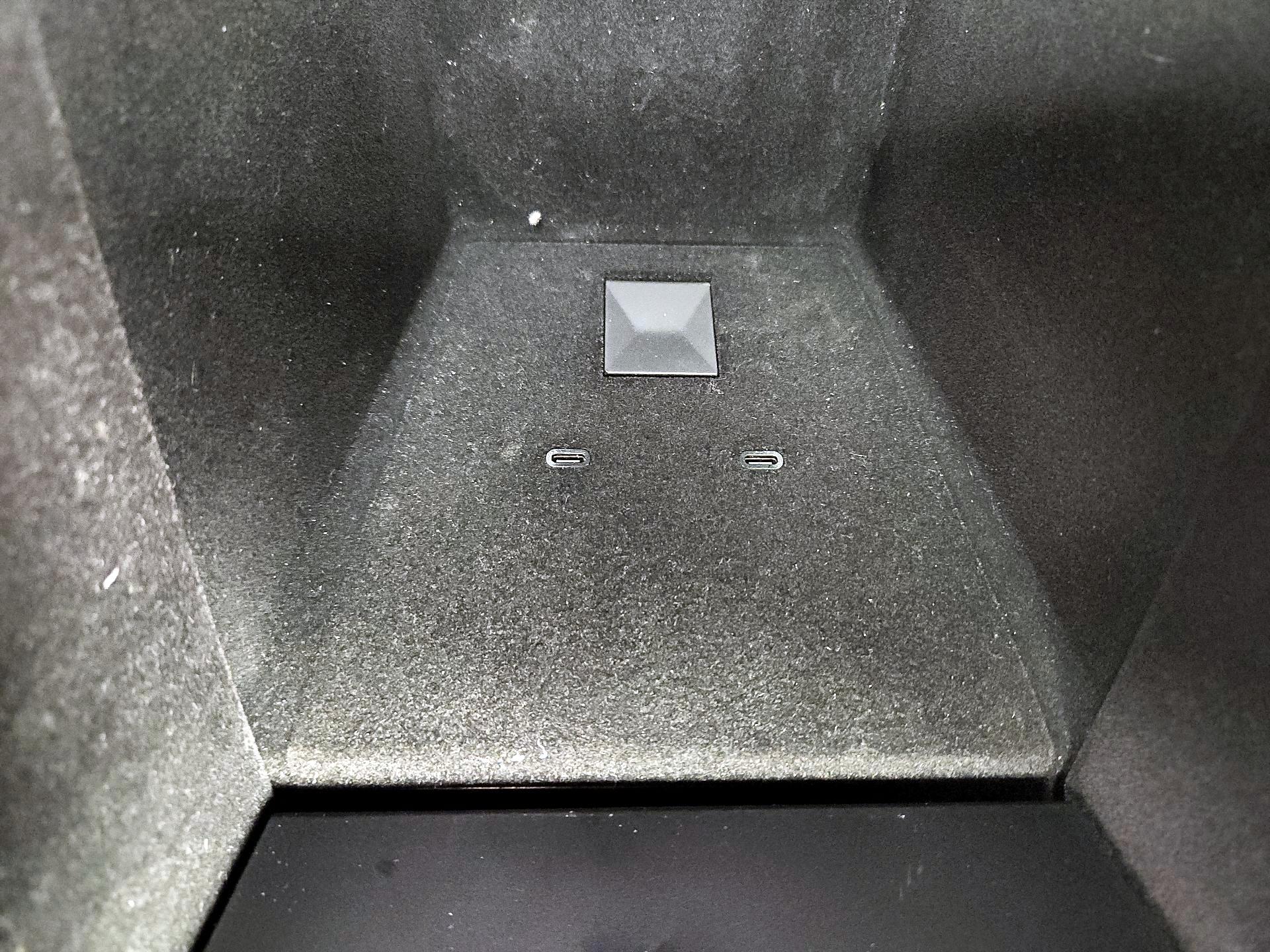 Thumbnail: 2024 Tesla Model X - 18