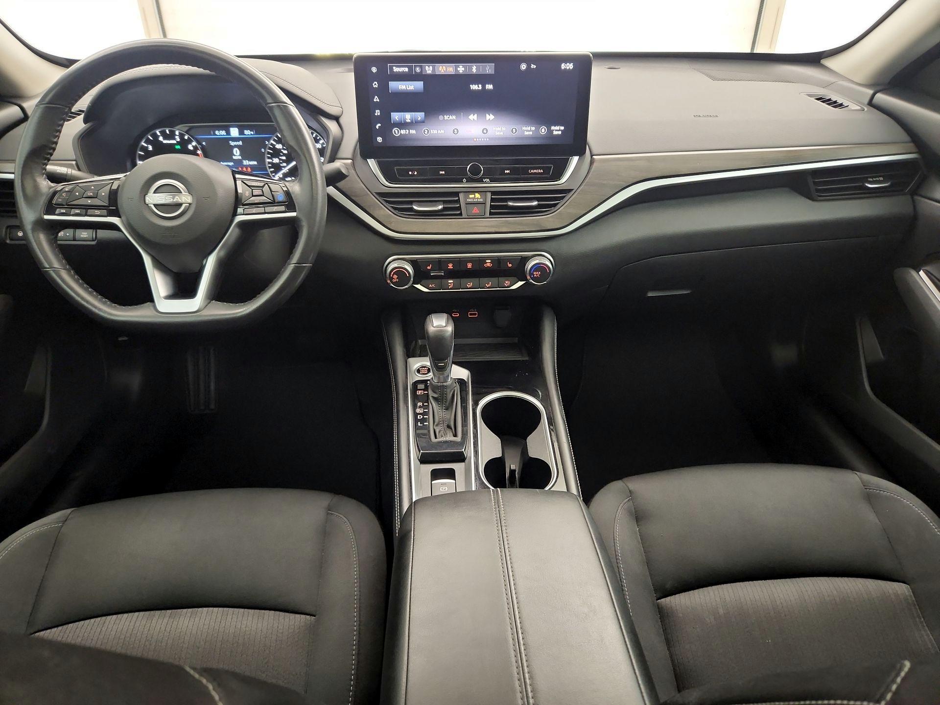 Thumbnail: 2023 Nissan Altima - 9