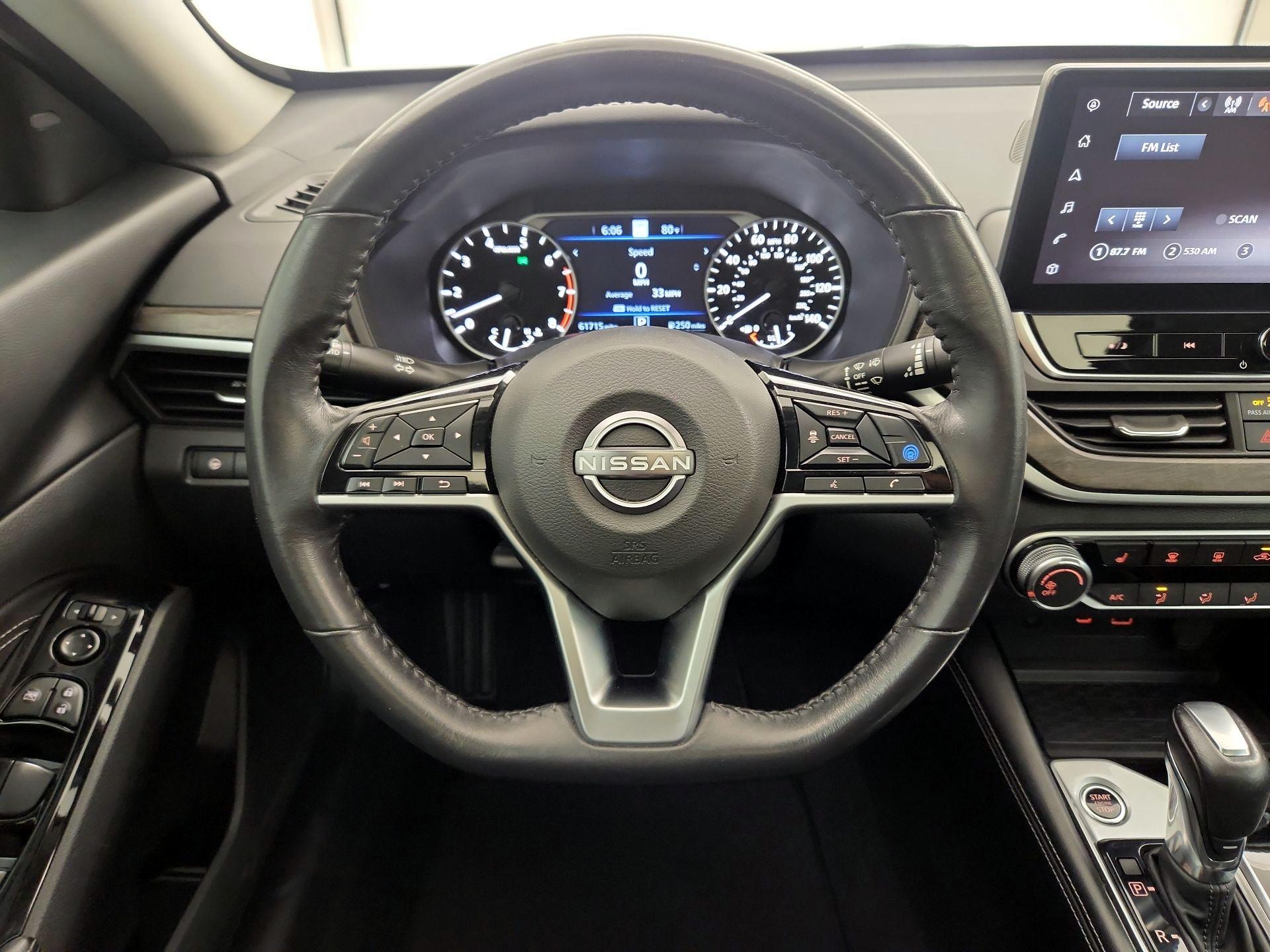 Thumbnail: 2023 Nissan Altima - 10