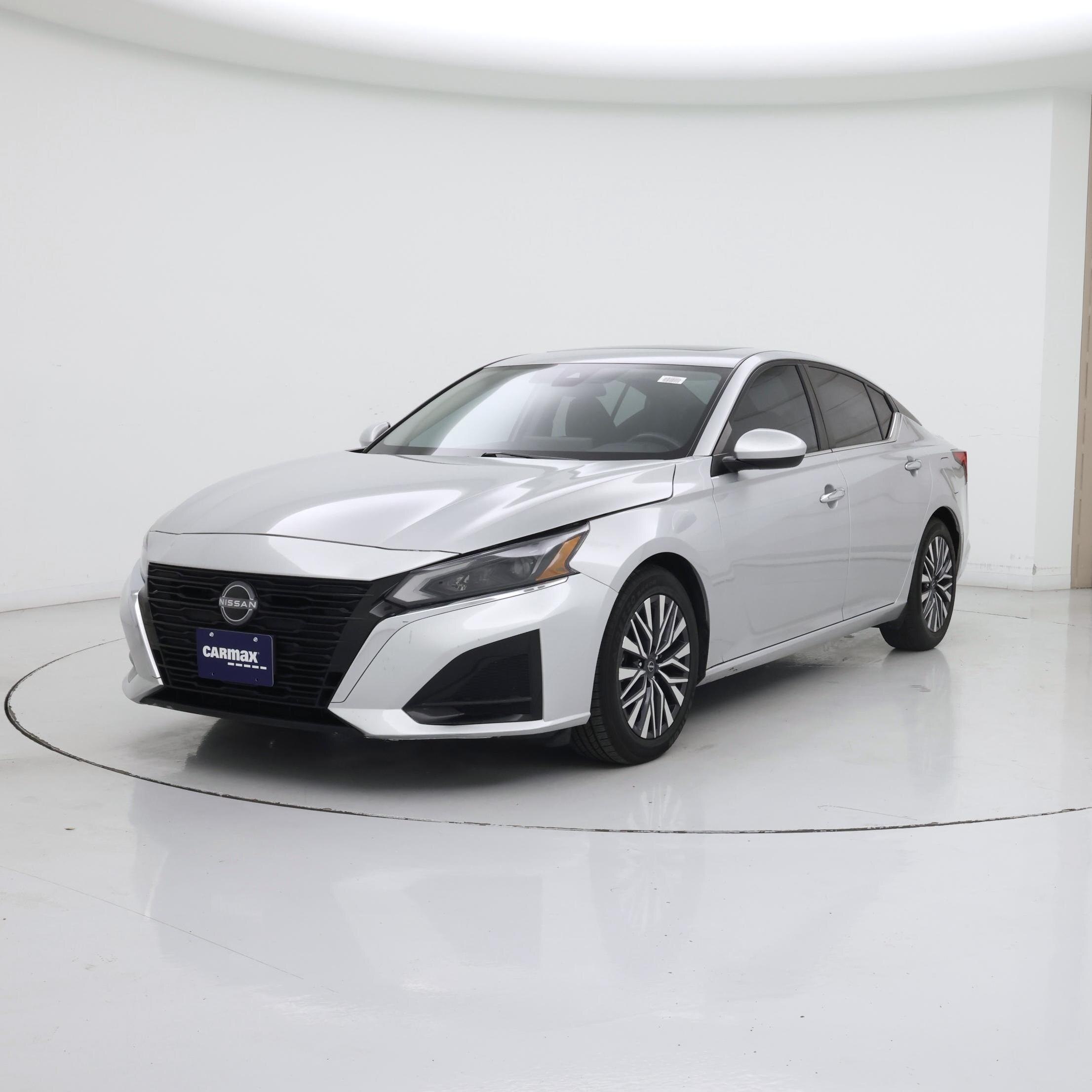 Thumbnail: 2023 Nissan Altima - 4