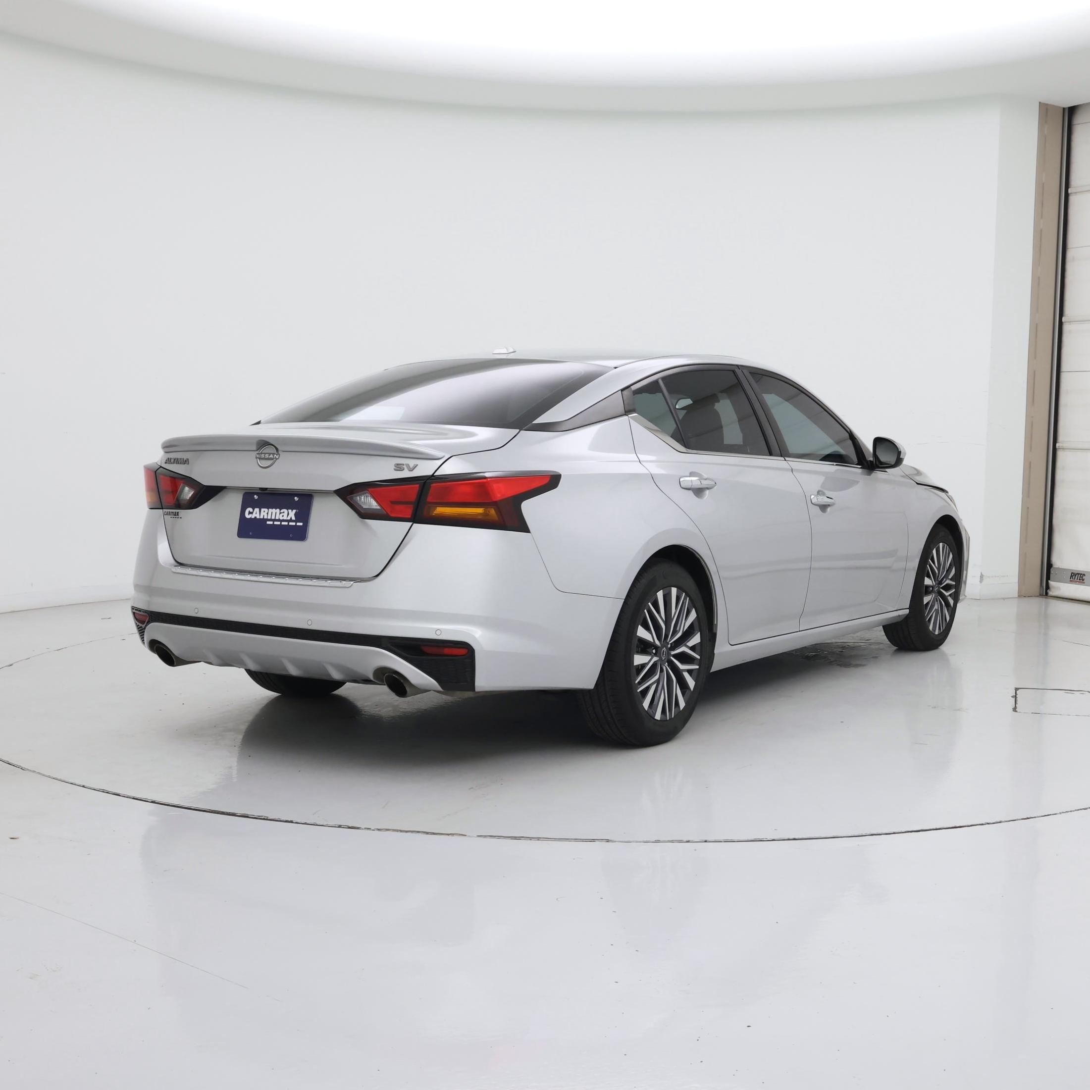 Thumbnail: 2023 Nissan Altima - 8