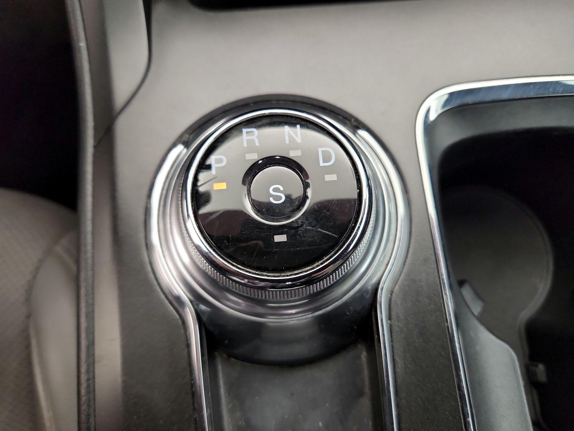 Thumbnail: 2018 Ford Fusion - 17