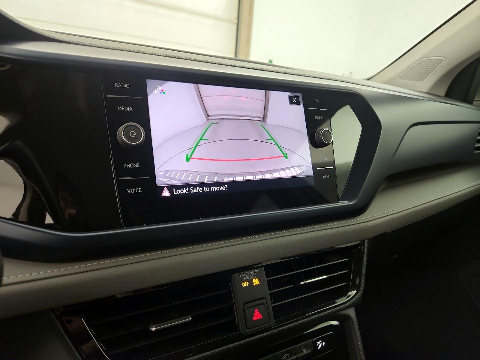 2024 Volkswagen Taos SE - Photo 15
