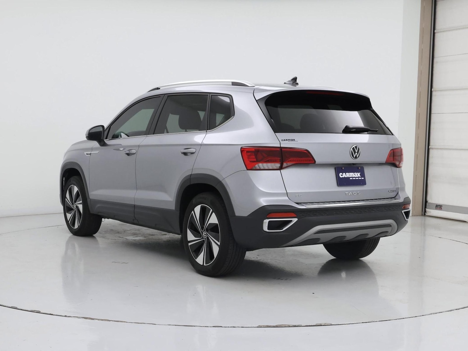 2024 Volkswagen Taos SE - Photo 3