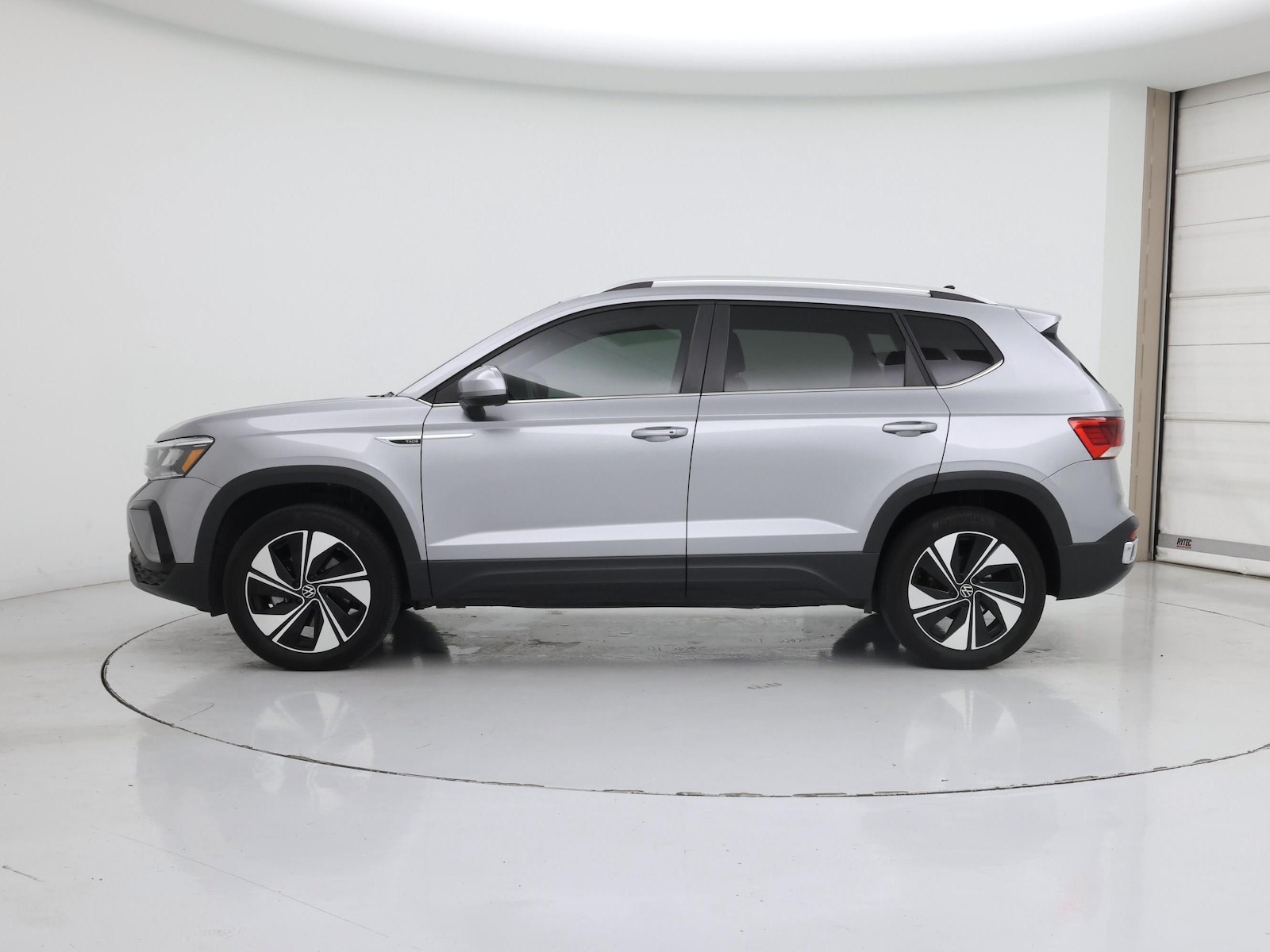 2024 Volkswagen Taos SE - Photo 4
