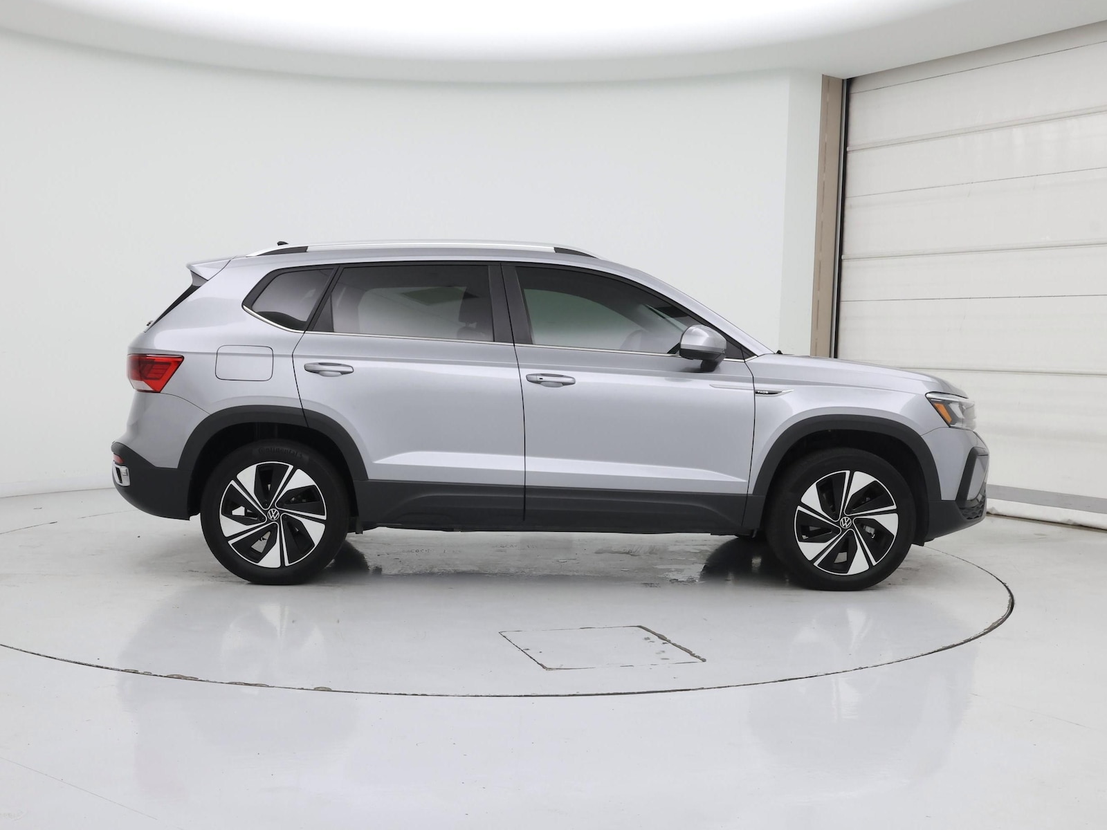 2024 Volkswagen Taos SE - Photo 8