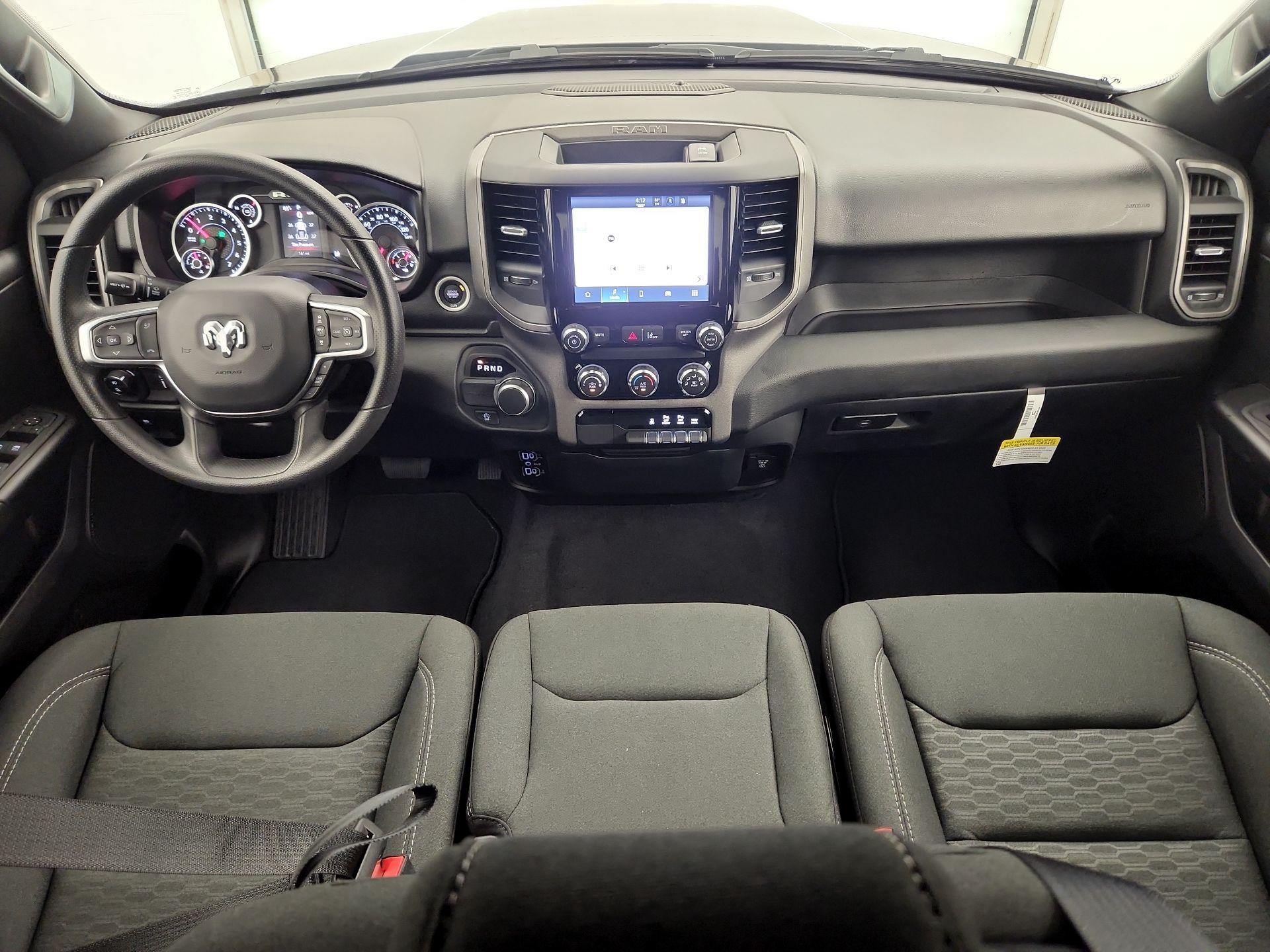 Thumbnail: 2025 RAM 1500 - 9