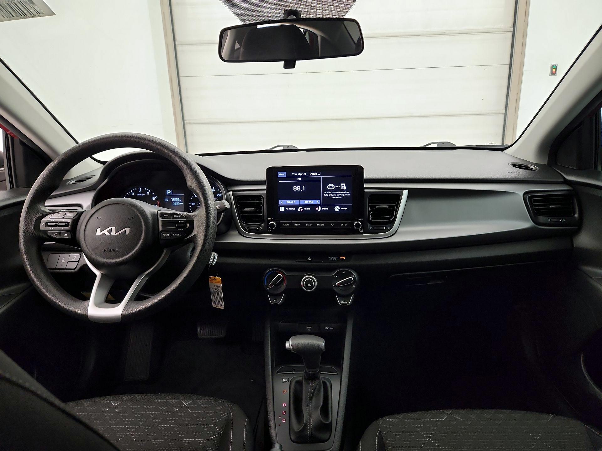 Thumbnail: 2023 Kia Rio - 9