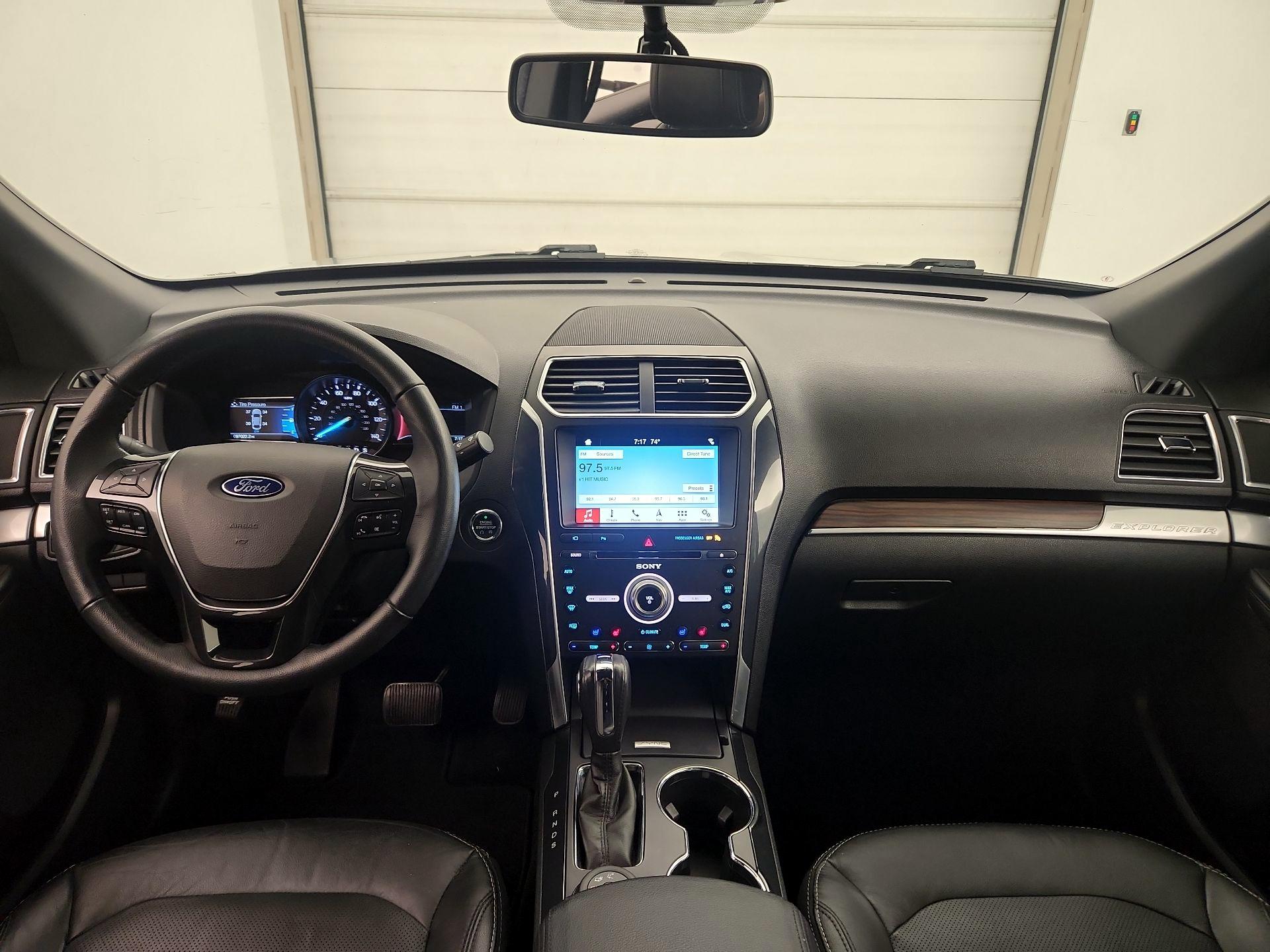 Thumbnail: 2018 Ford Explorer - 9