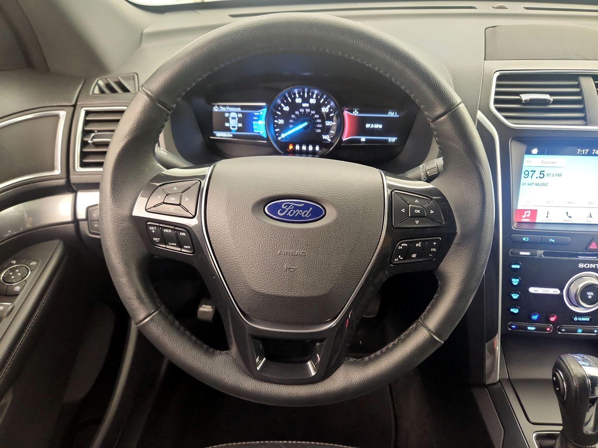 Thumbnail: 2018 Ford Explorer - 10