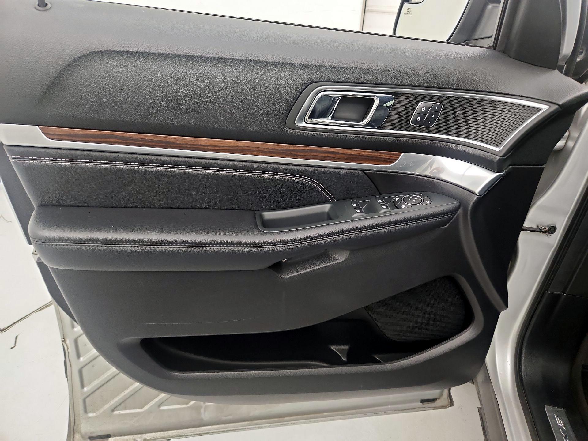 Thumbnail: 2018 Ford Explorer - 12