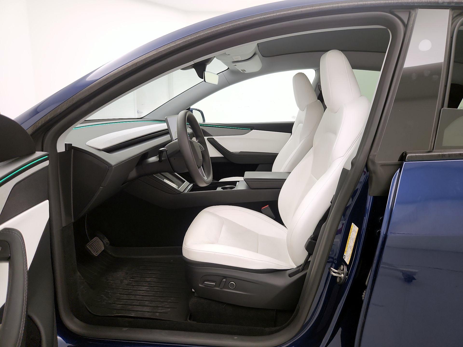 Thumbnail: 2026 Tesla Model Y - 11