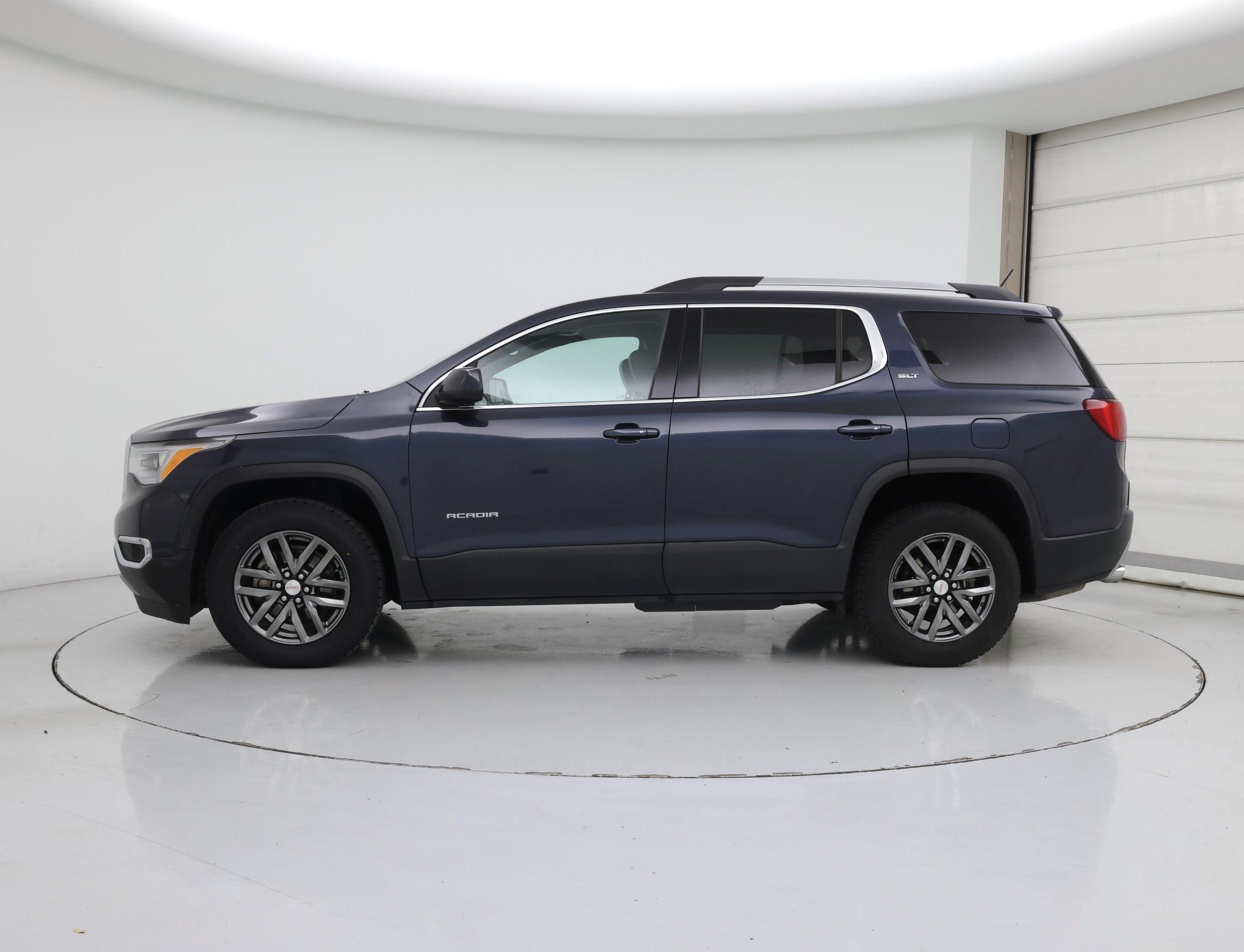 Thumbnail: 2019 GMC Acadia - 3