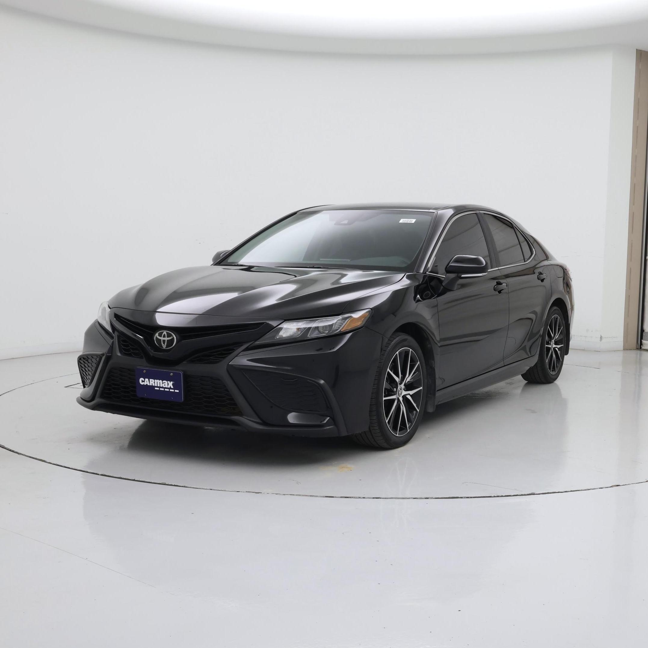 Thumbnail: 2023 Toyota Camry - 4