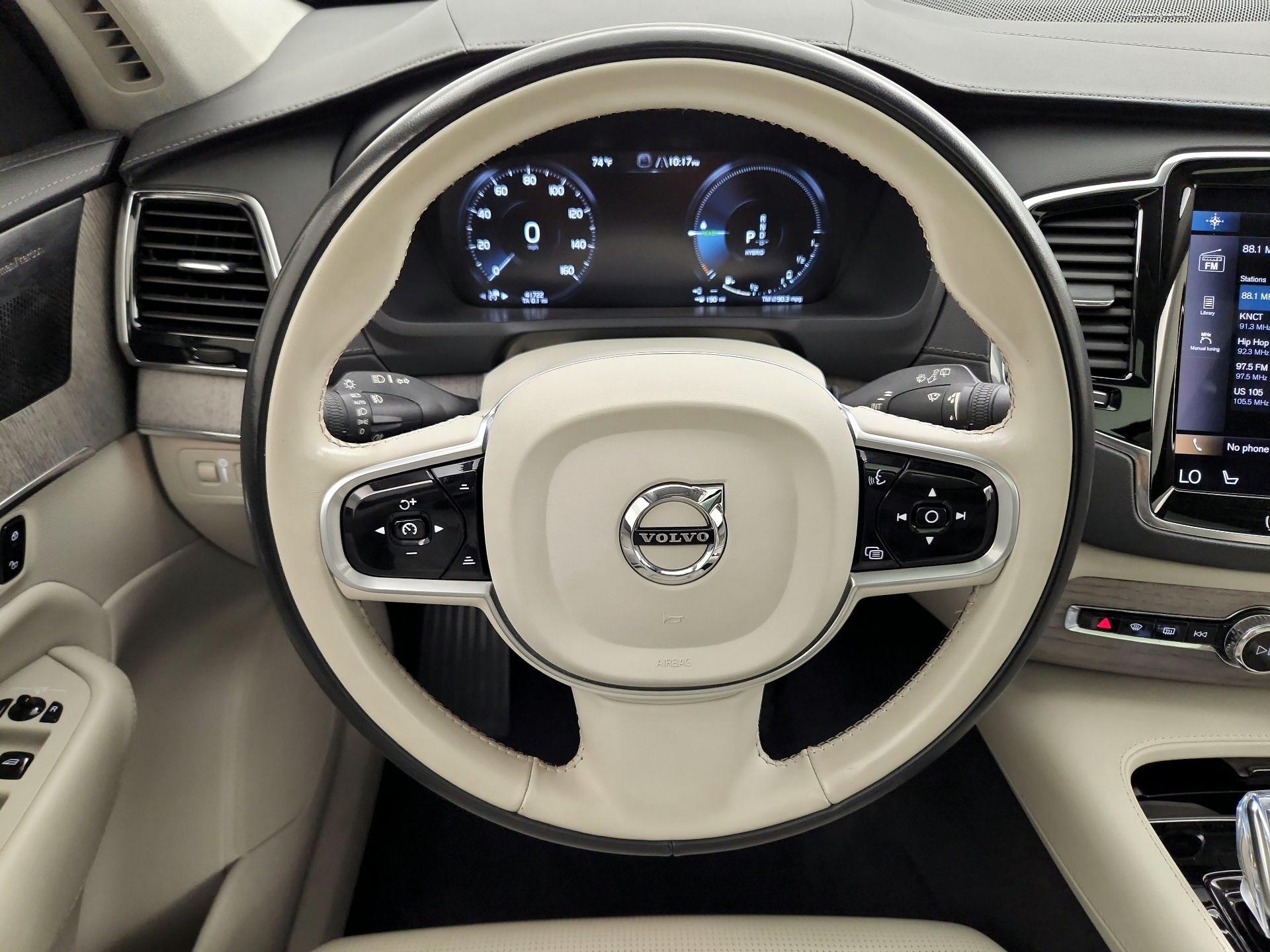 Thumbnail: 2022 Volvo XC90 - 10