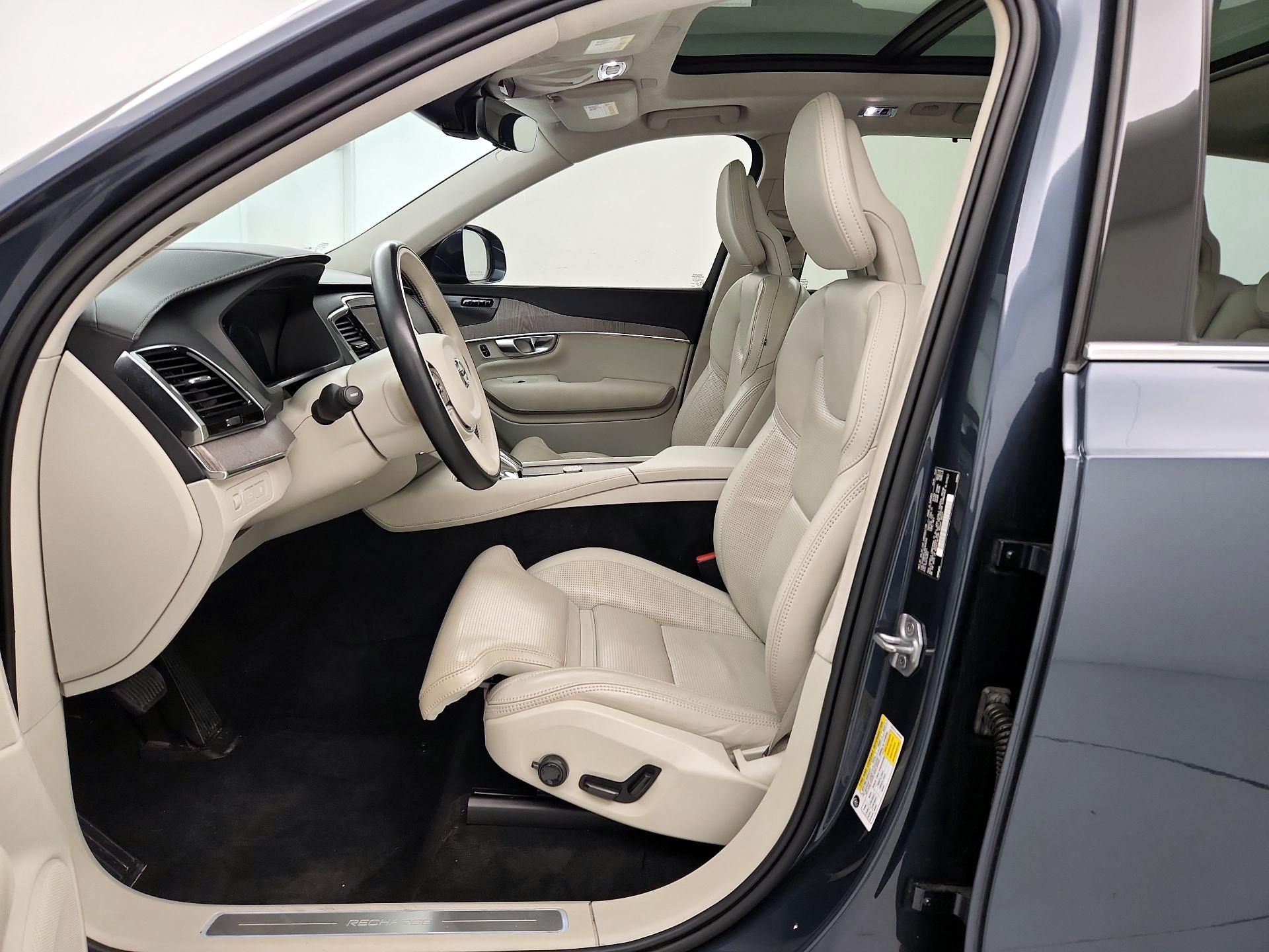Thumbnail: 2022 Volvo XC90 - 11