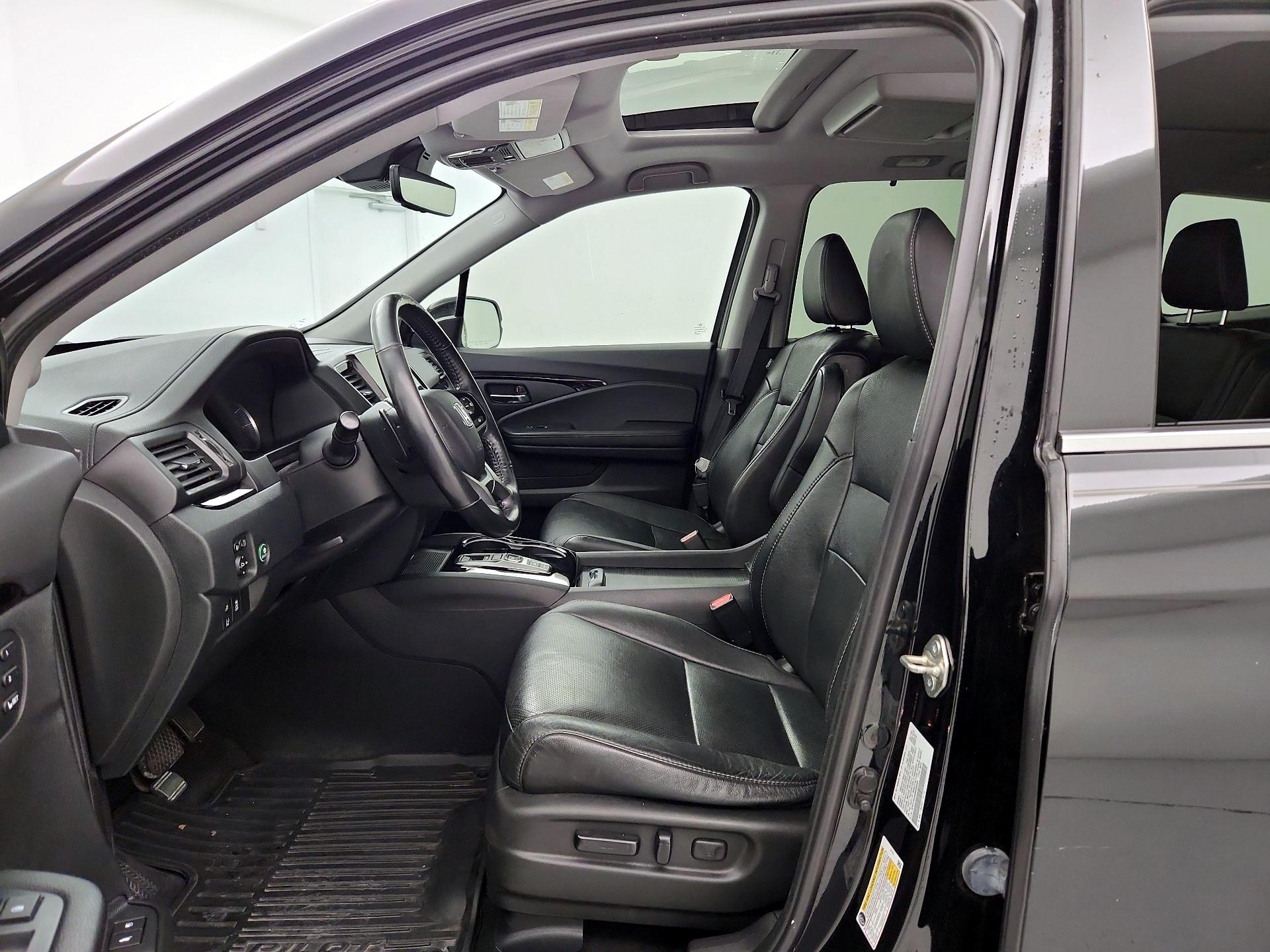 Thumbnail: 2021 Honda Pilot - 11