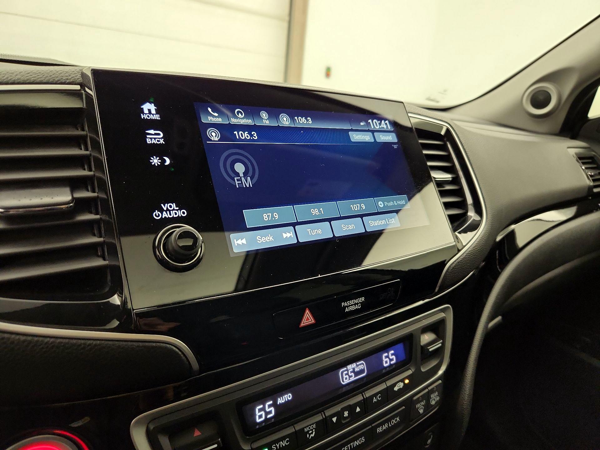 Thumbnail: 2021 Honda Pilot - 16