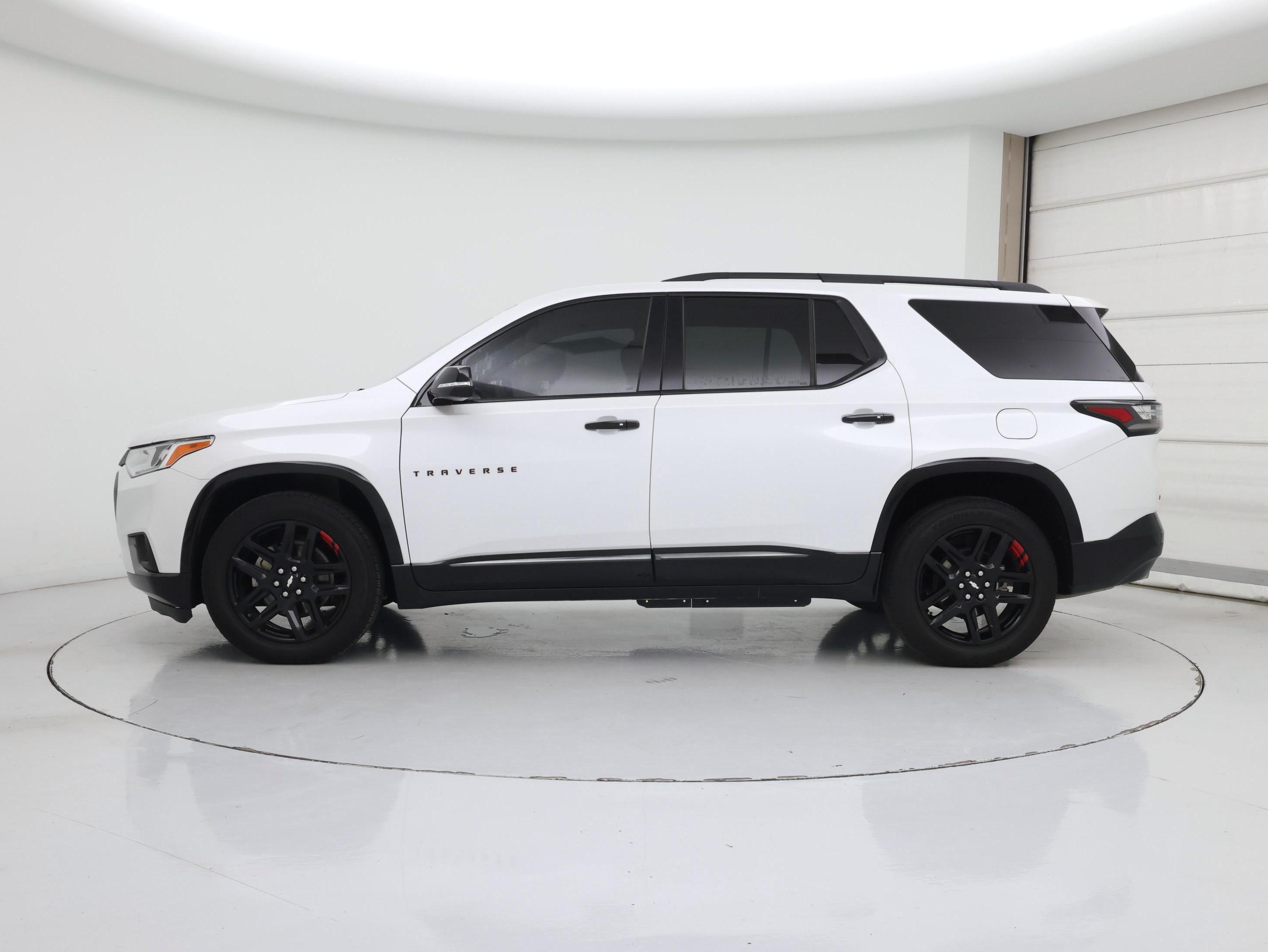 Thumbnail: 2020 Chevrolet Traverse - 3