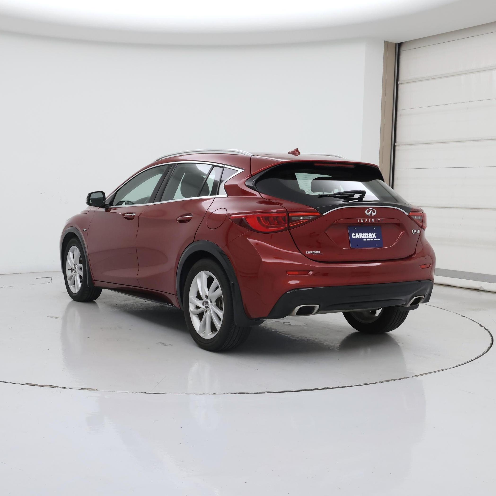 Thumbnail: 2019 INFINITI QX30 - 2
