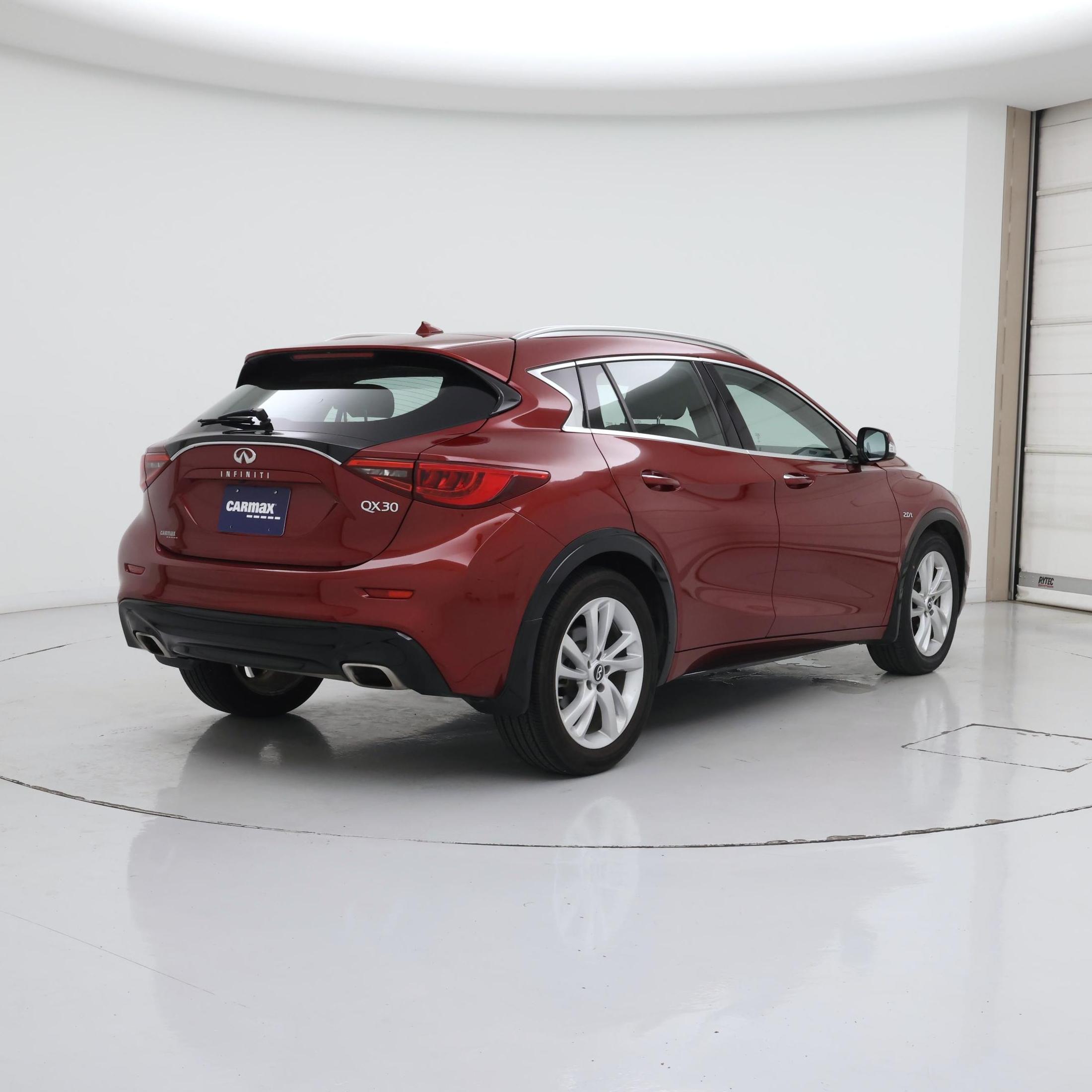 Thumbnail: 2019 INFINITI QX30 - 8
