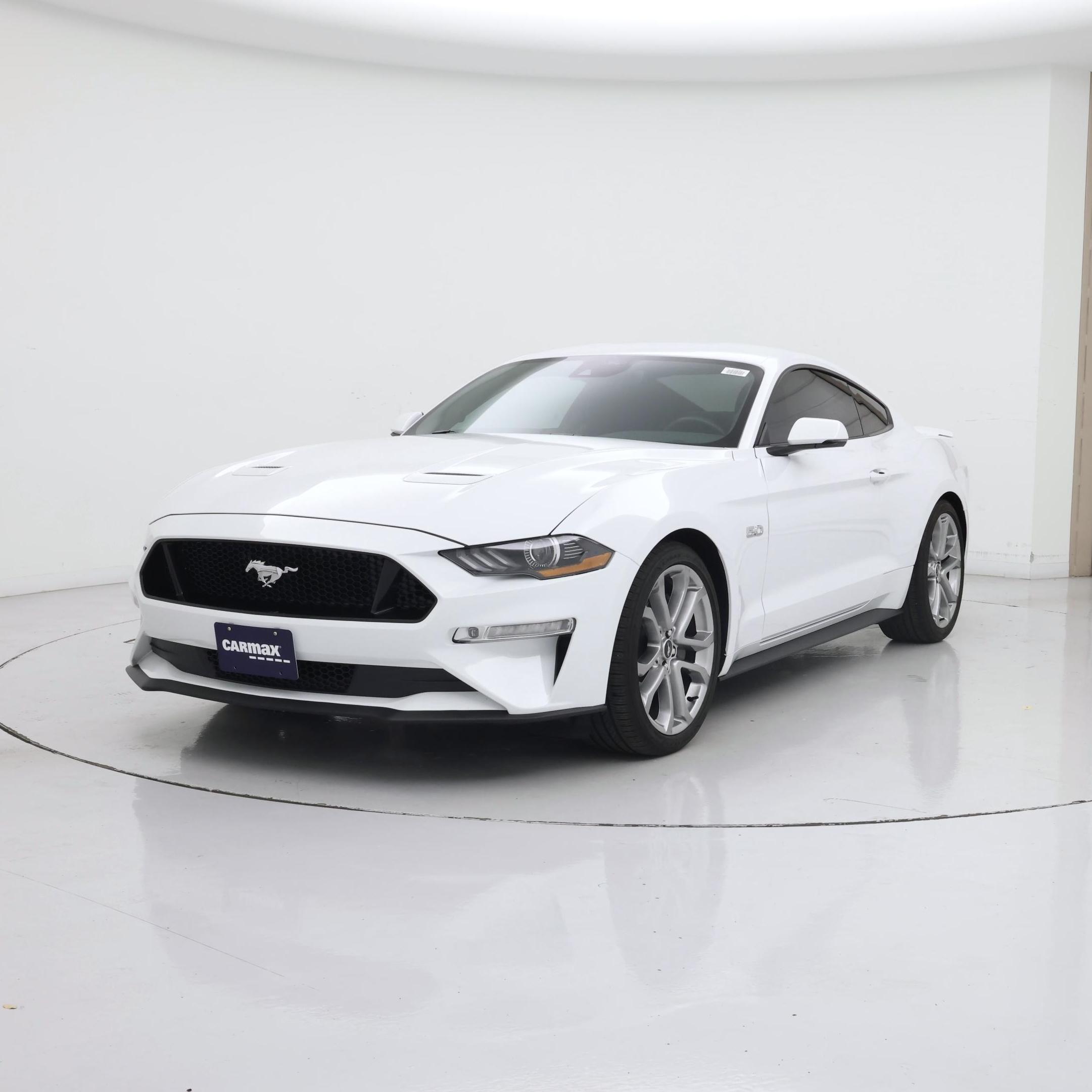 Thumbnail: 2022 Ford Mustang - 4