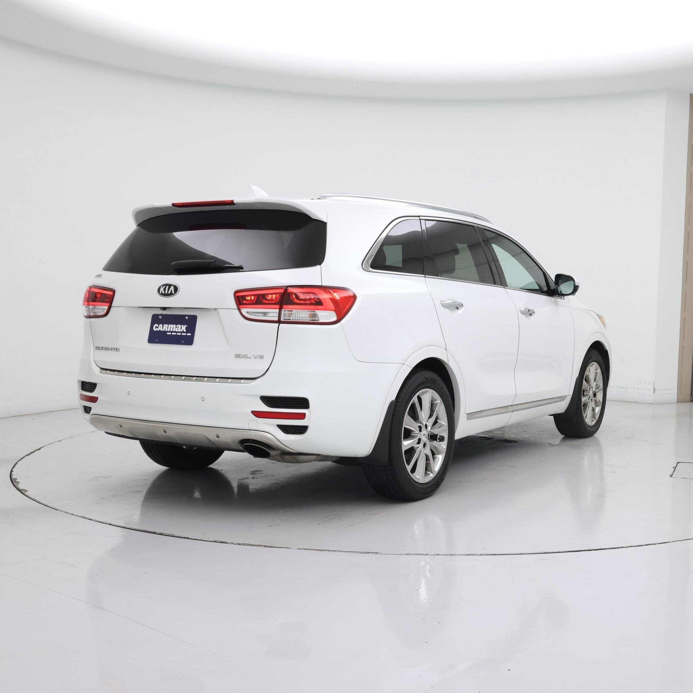 Thumbnail: 2017 Kia Sorento - 8