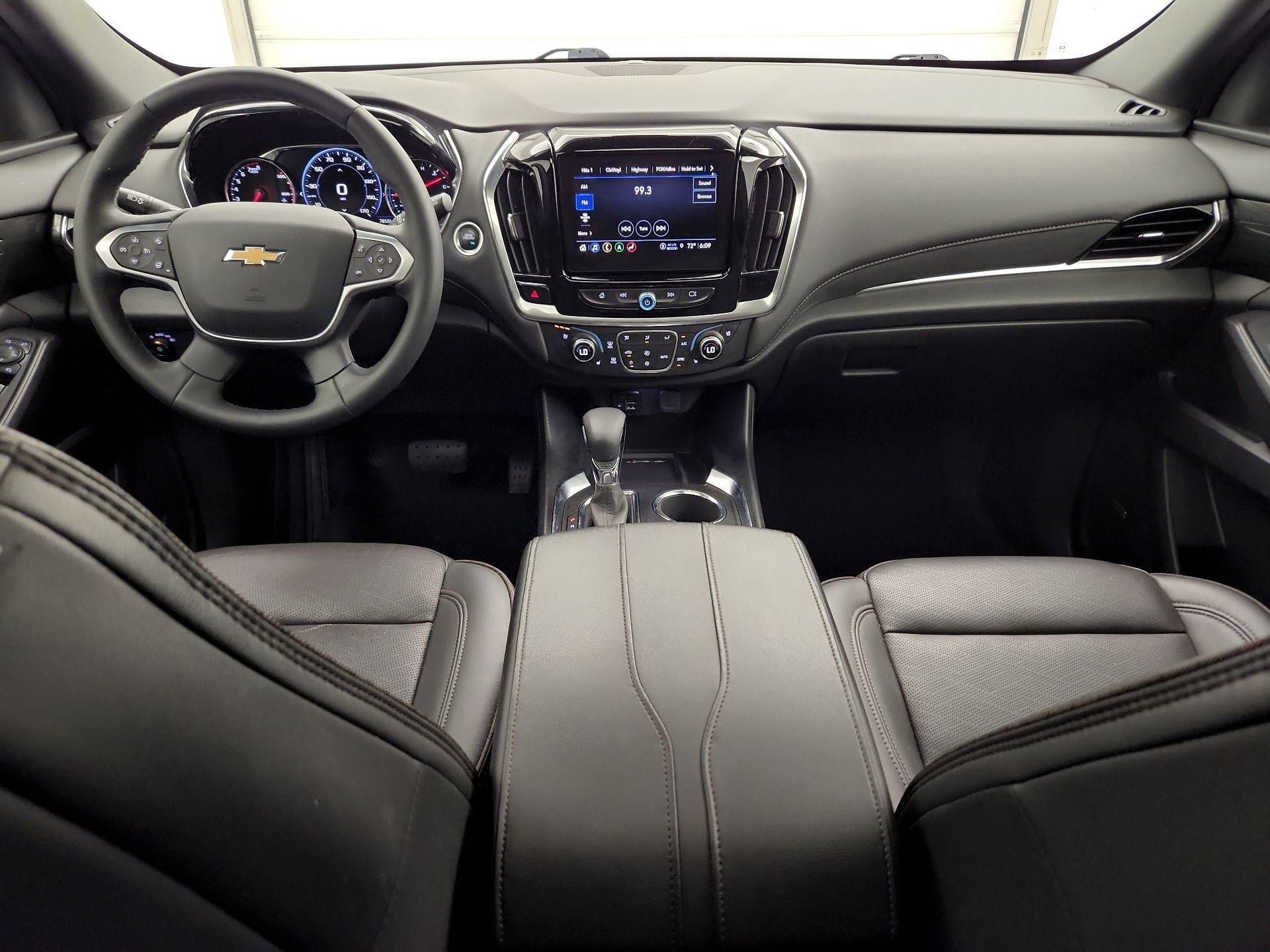 Thumbnail: 2023 Chevrolet Traverse - 9