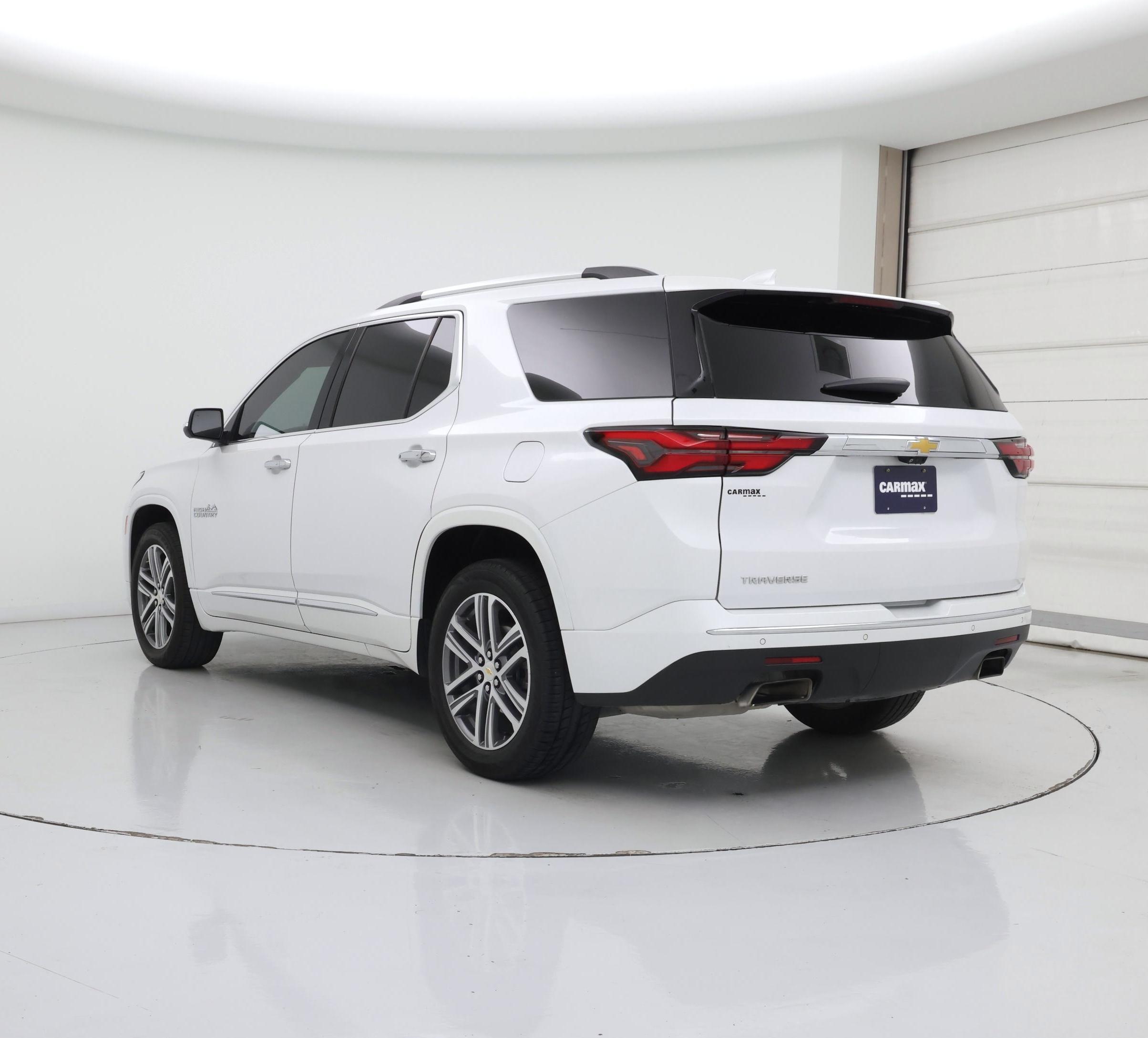 Thumbnail: 2023 Chevrolet Traverse - 2
