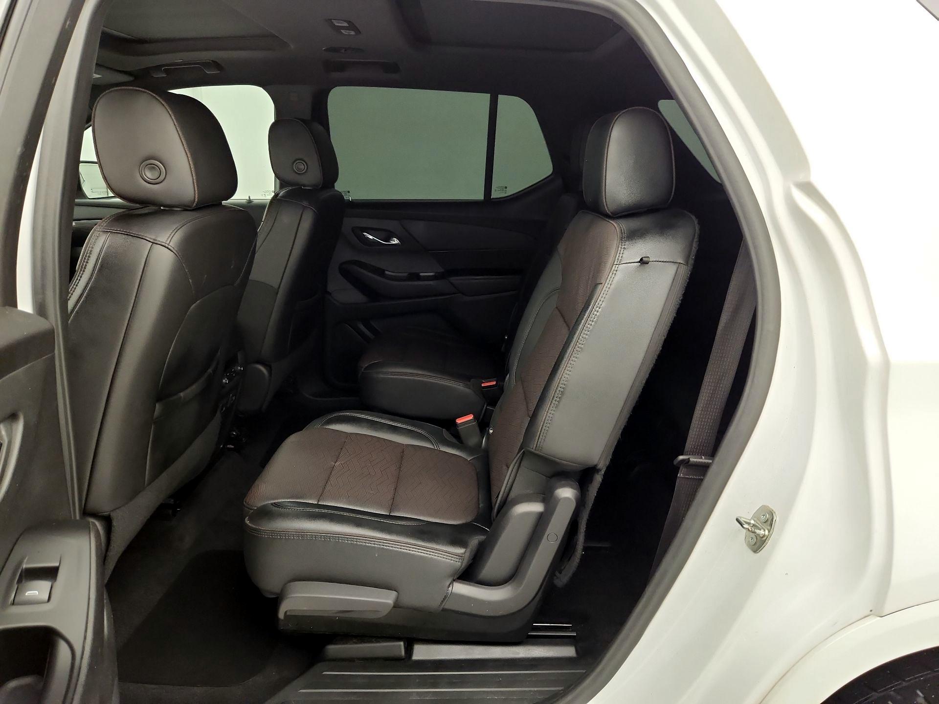 Thumbnail: 2023 Chevrolet Traverse - 20