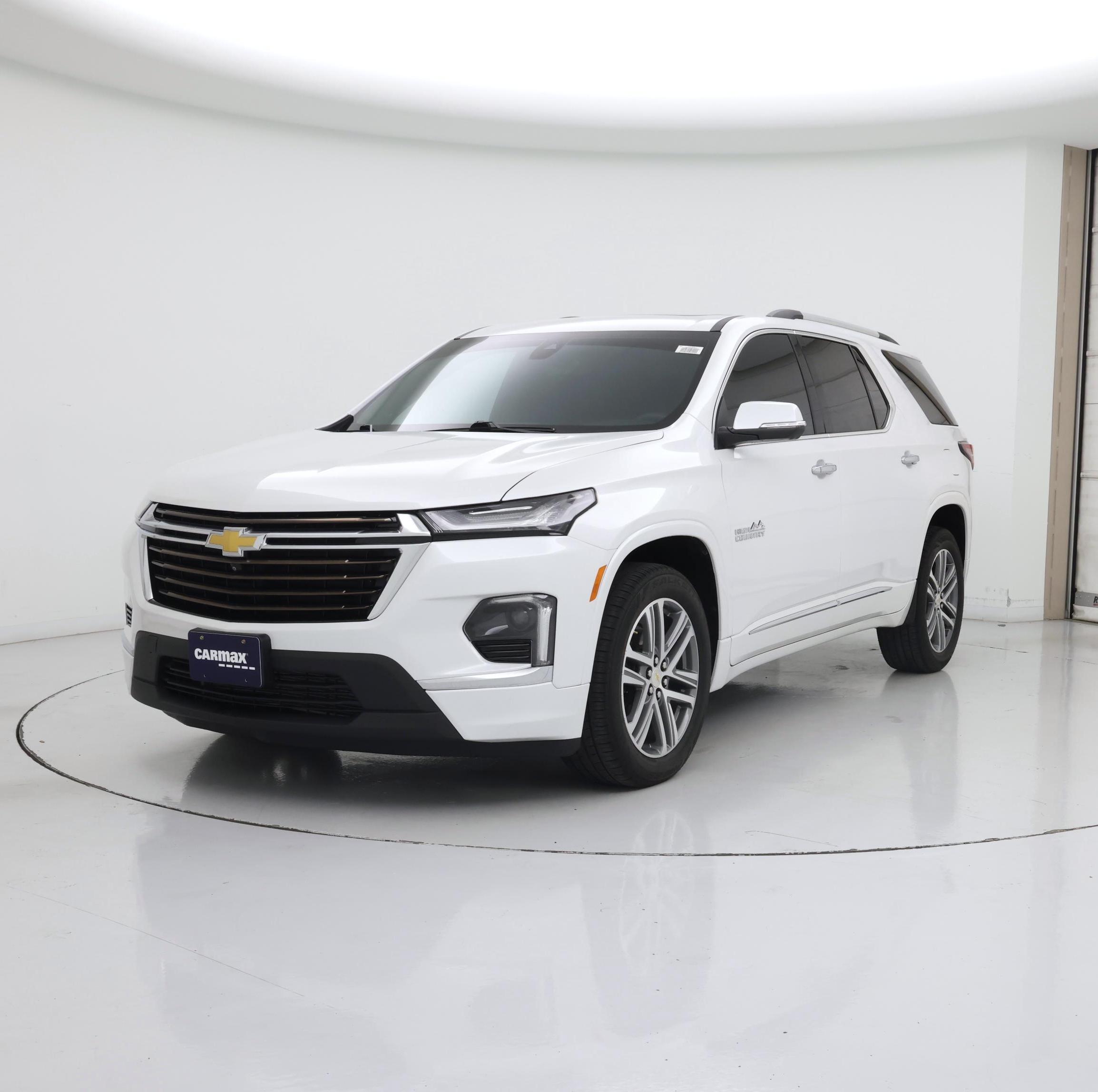 Thumbnail: 2023 Chevrolet Traverse - 4