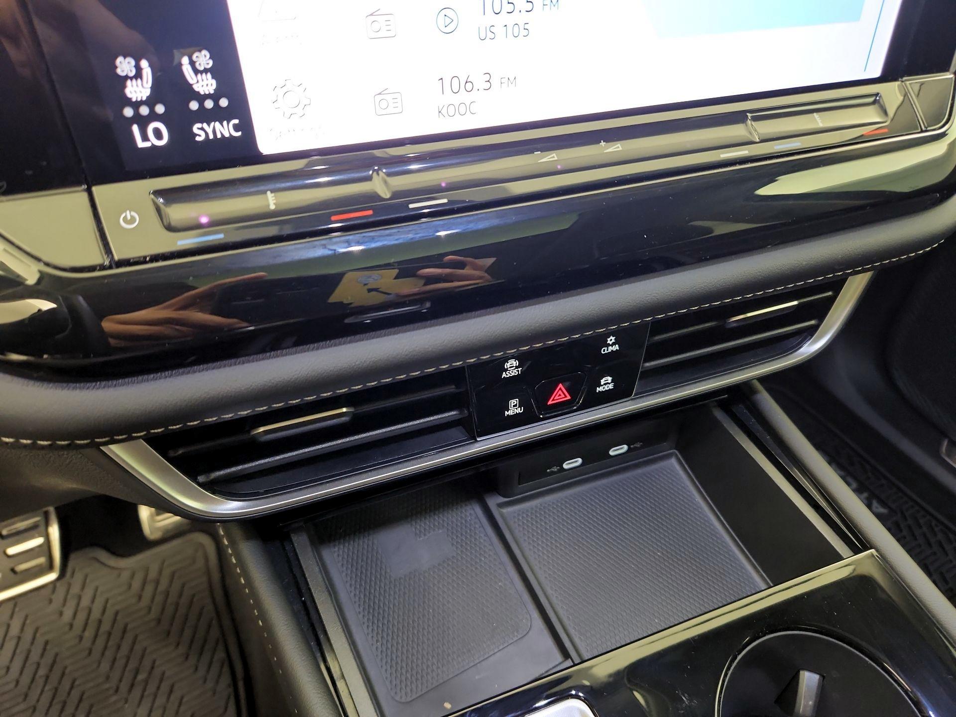 Thumbnail: 2024 Volkswagen Atlas - 17