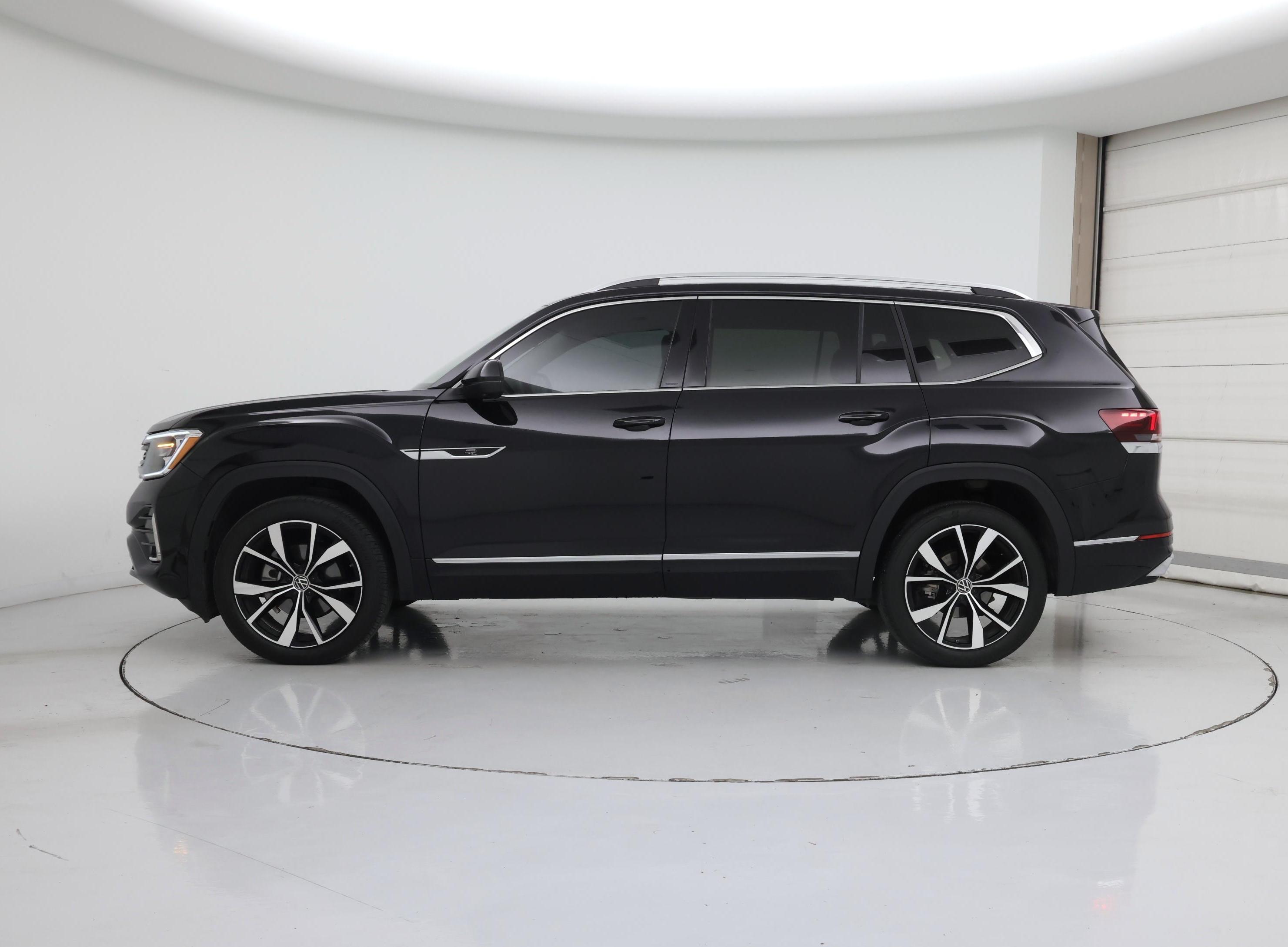 Thumbnail: 2024 Volkswagen Atlas - 3