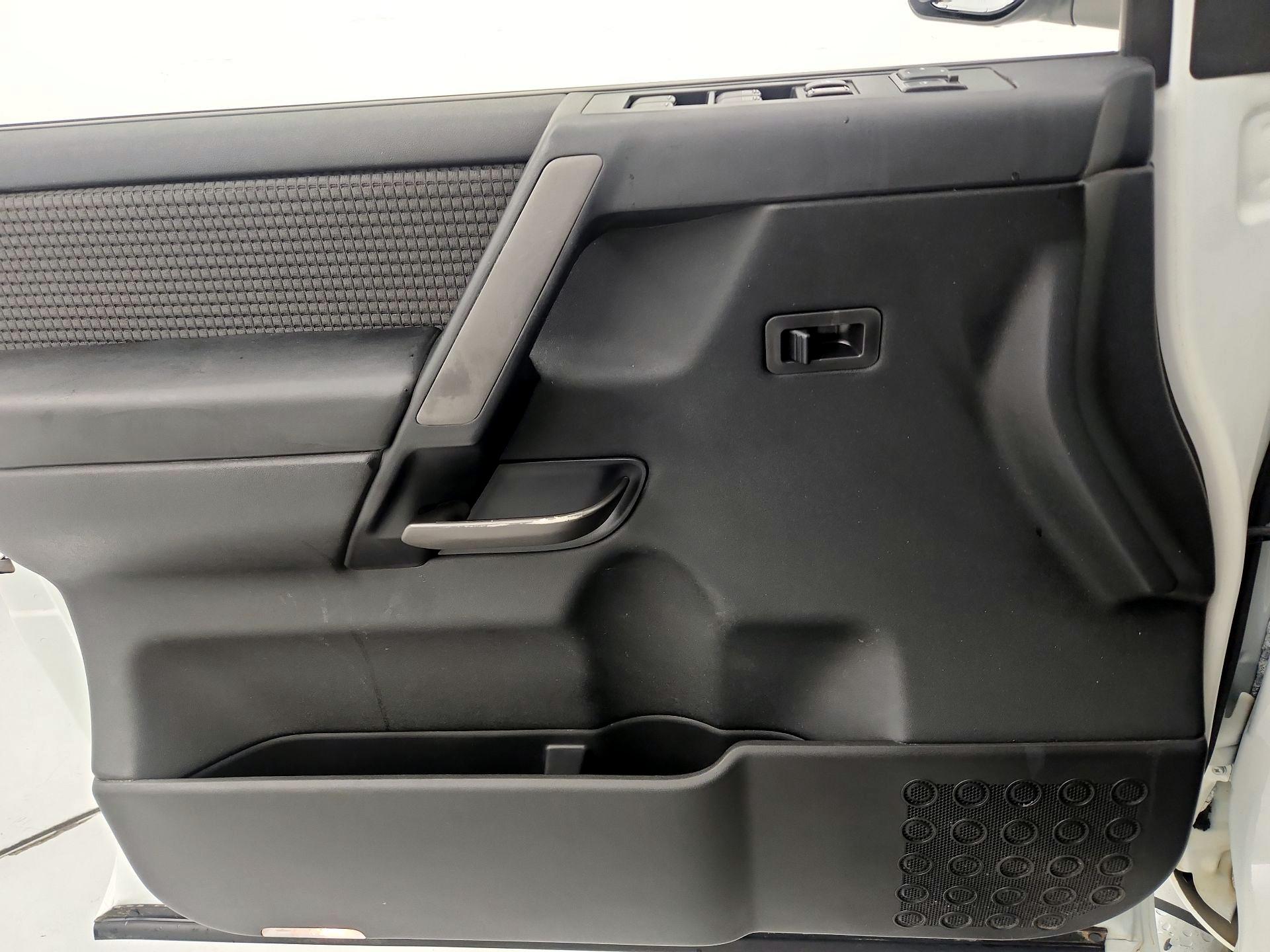 Thumbnail: 2014 Nissan Titan - 12