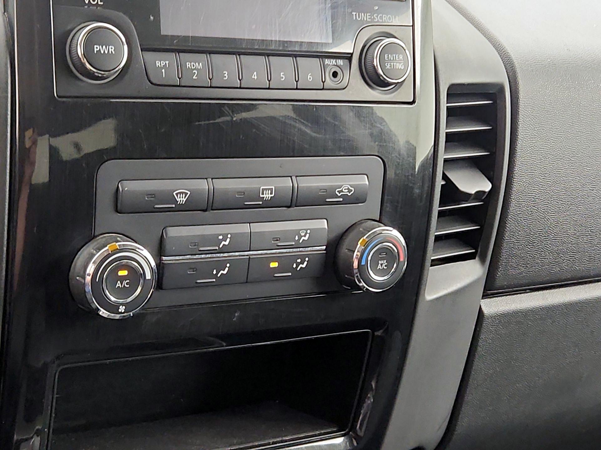 Thumbnail: 2014 Nissan Titan - 16